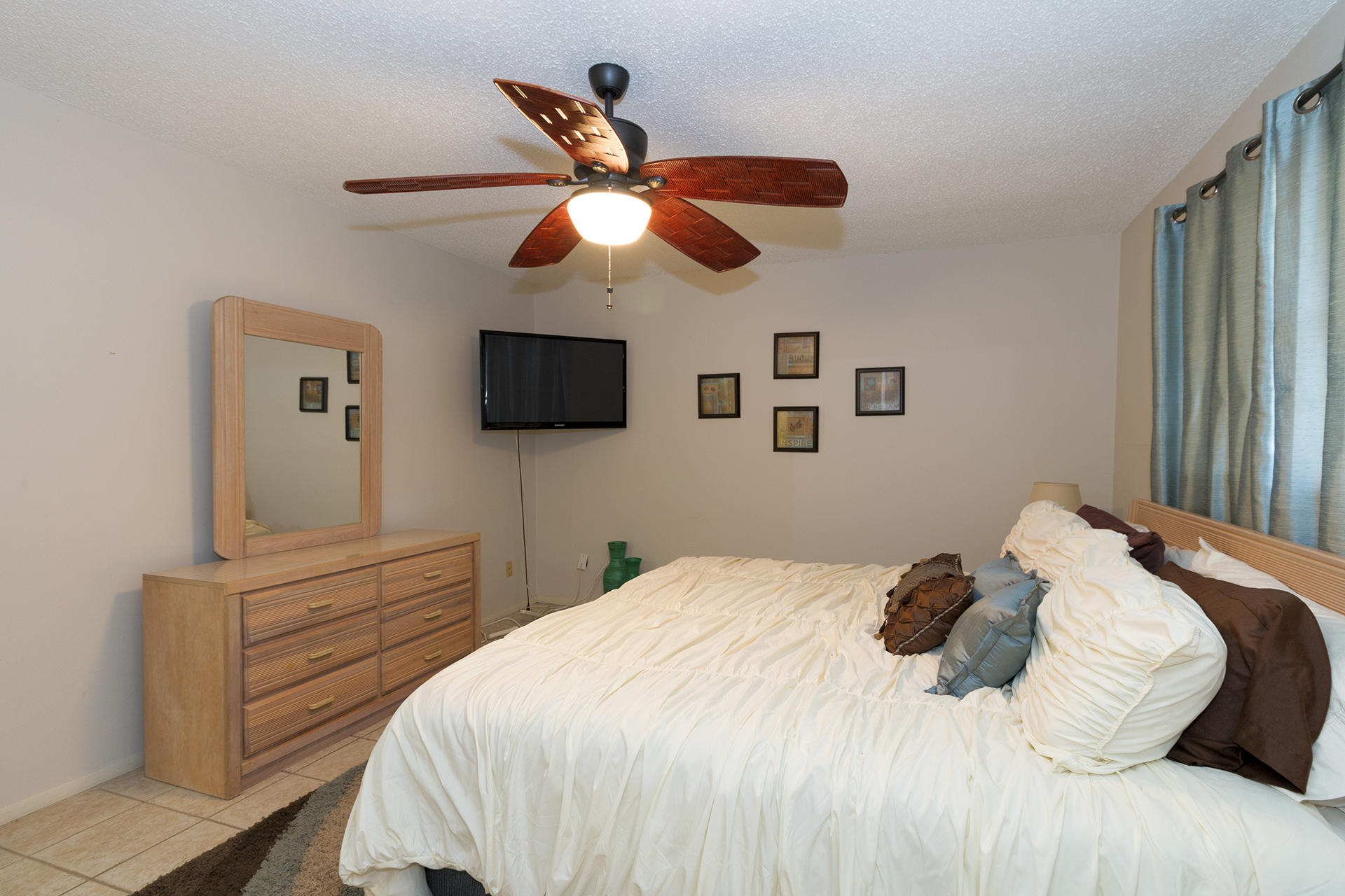 SEASCAPE CONDO GARDEN VILLA - Residential