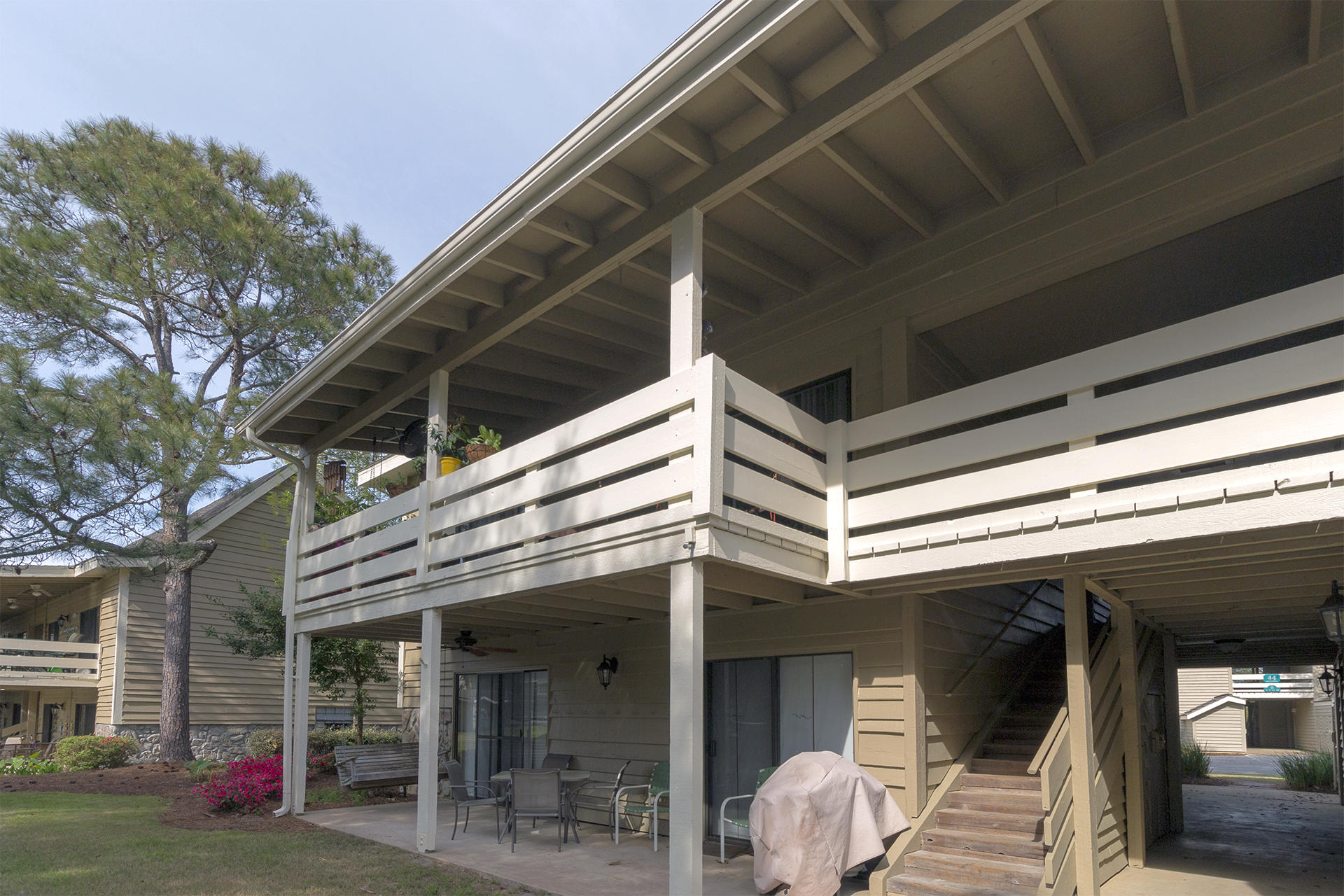 SEASCAPE CONDO GARDEN VILLA - Residential