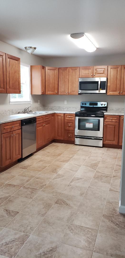 SPRING HILL ESTATES - Residential