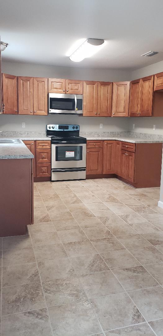 SPRING HILL ESTATES - Residential