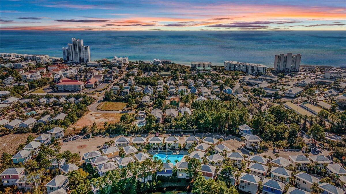 BUNGALOWS AT SEAGROVE BEACH - Residential
