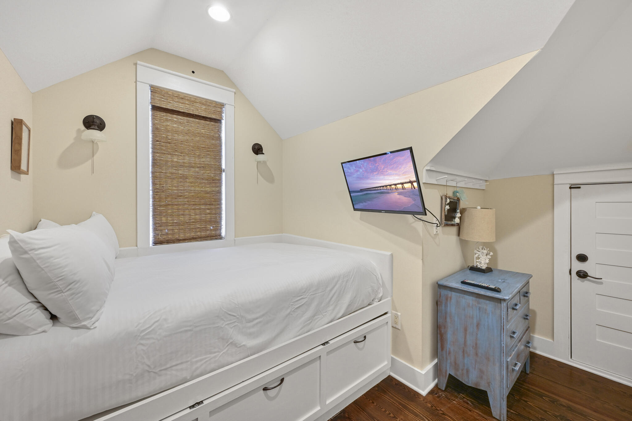 WATERCOLOR - Residential