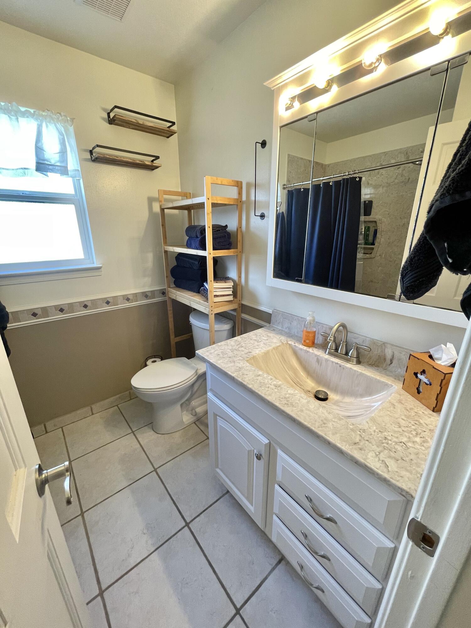 NORTHVIEW ESTATES 2ND ADDN - Residential