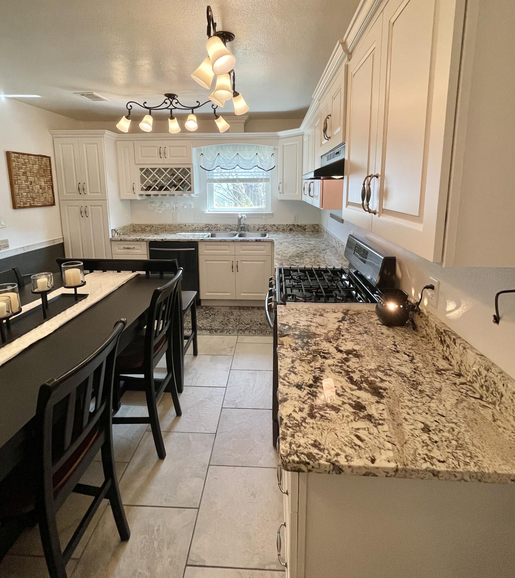 NORTHVIEW ESTATES 2ND ADDN - Residential