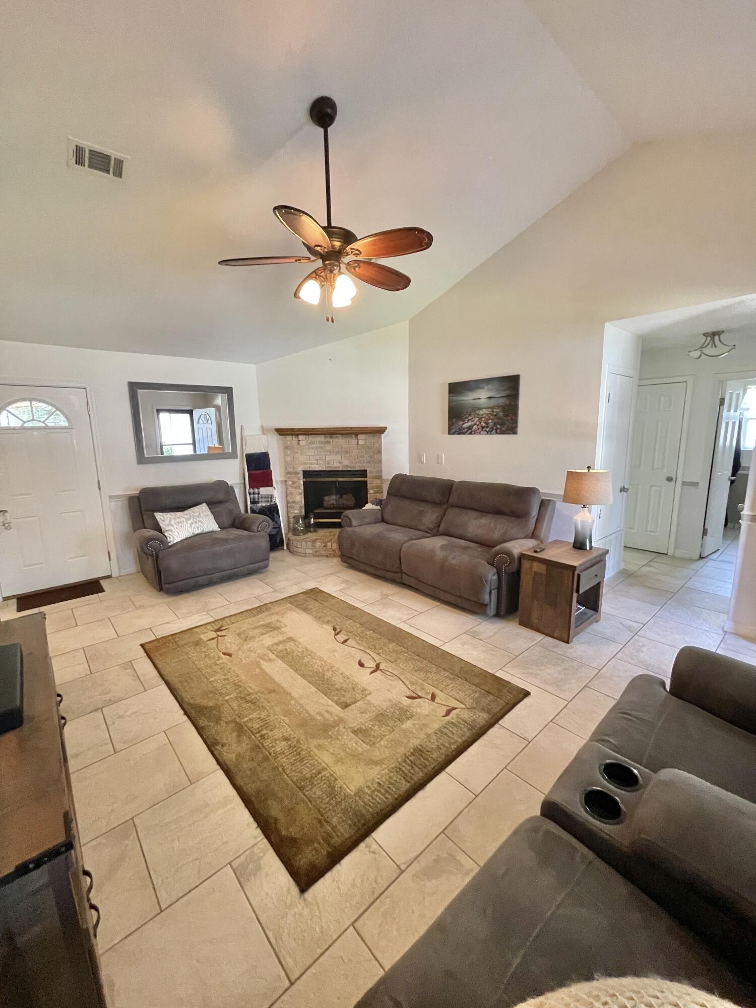 NORTHVIEW ESTATES 2ND ADDN - Residential