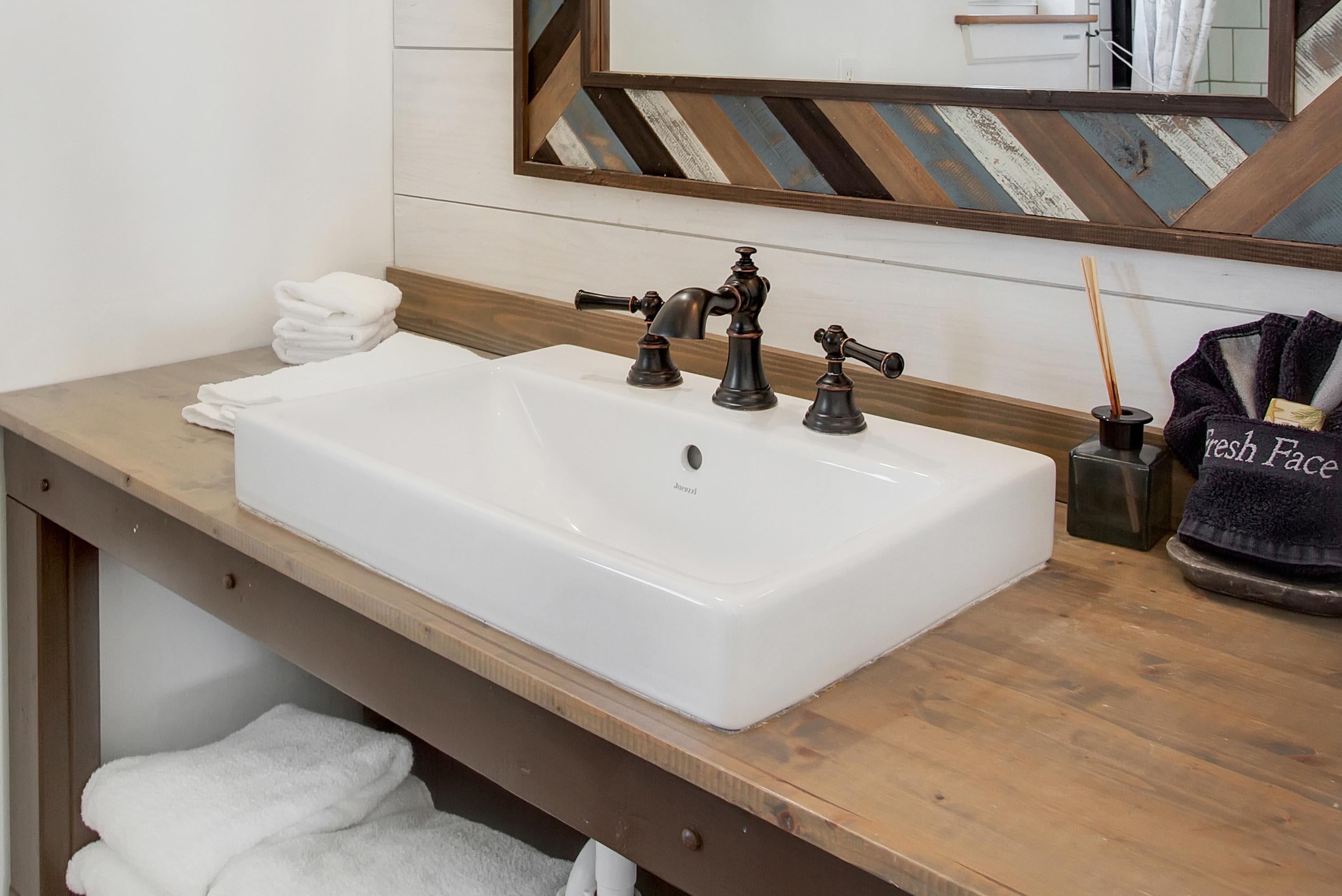 HOLIDAY ISLE - Residential