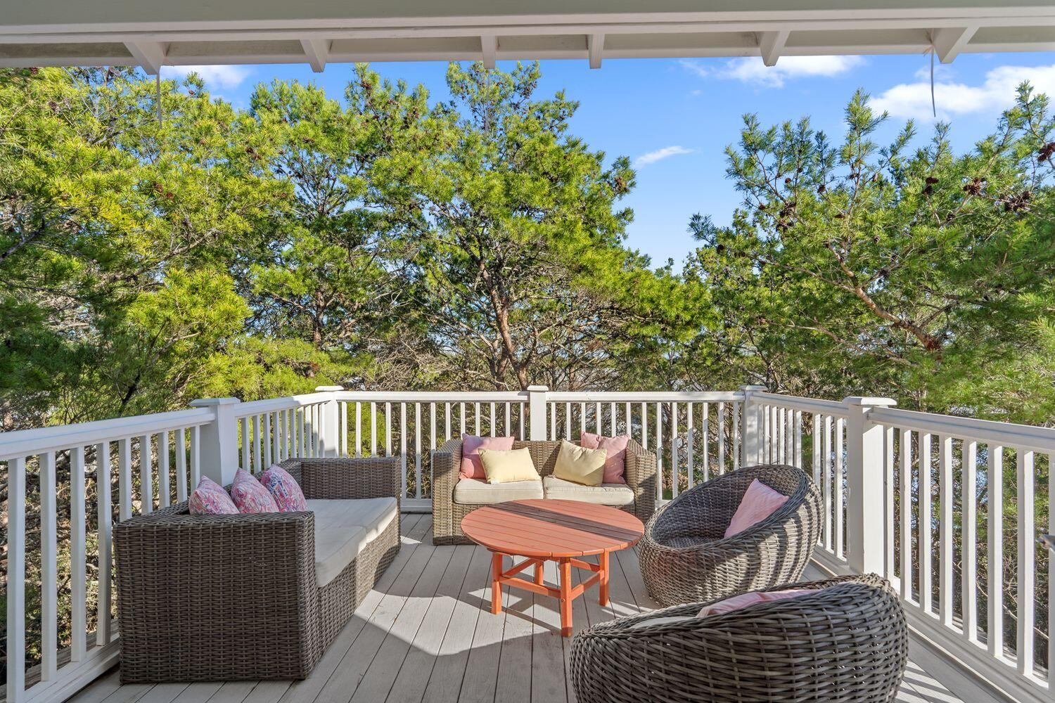 SUMMER'S EDGE - Residential