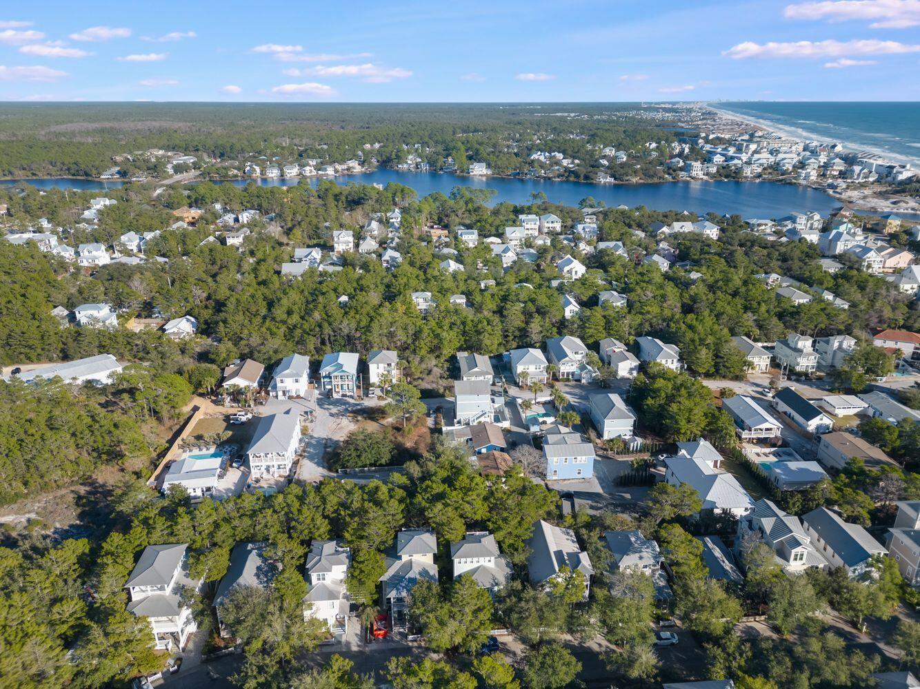 SUMMER'S EDGE - Residential