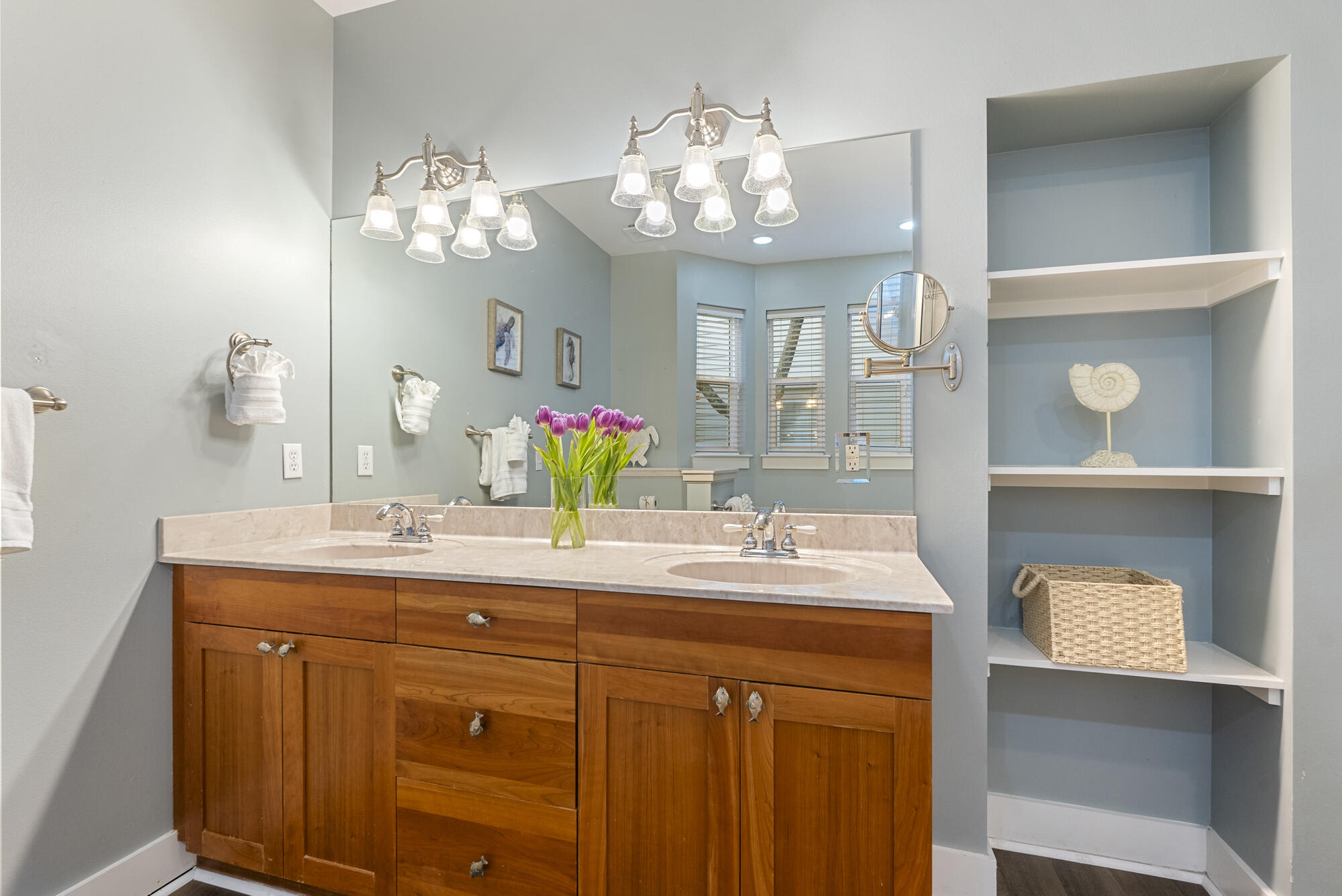 SUMMER'S EDGE - Residential