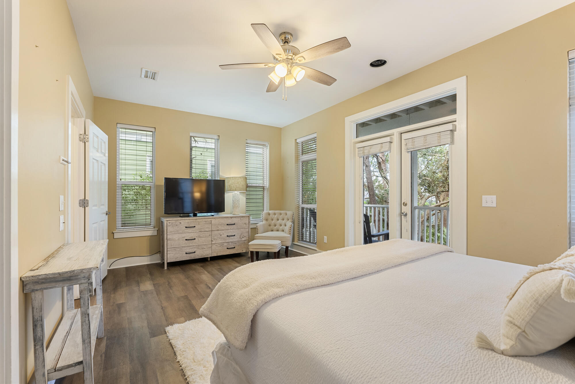 SUMMER'S EDGE - Residential