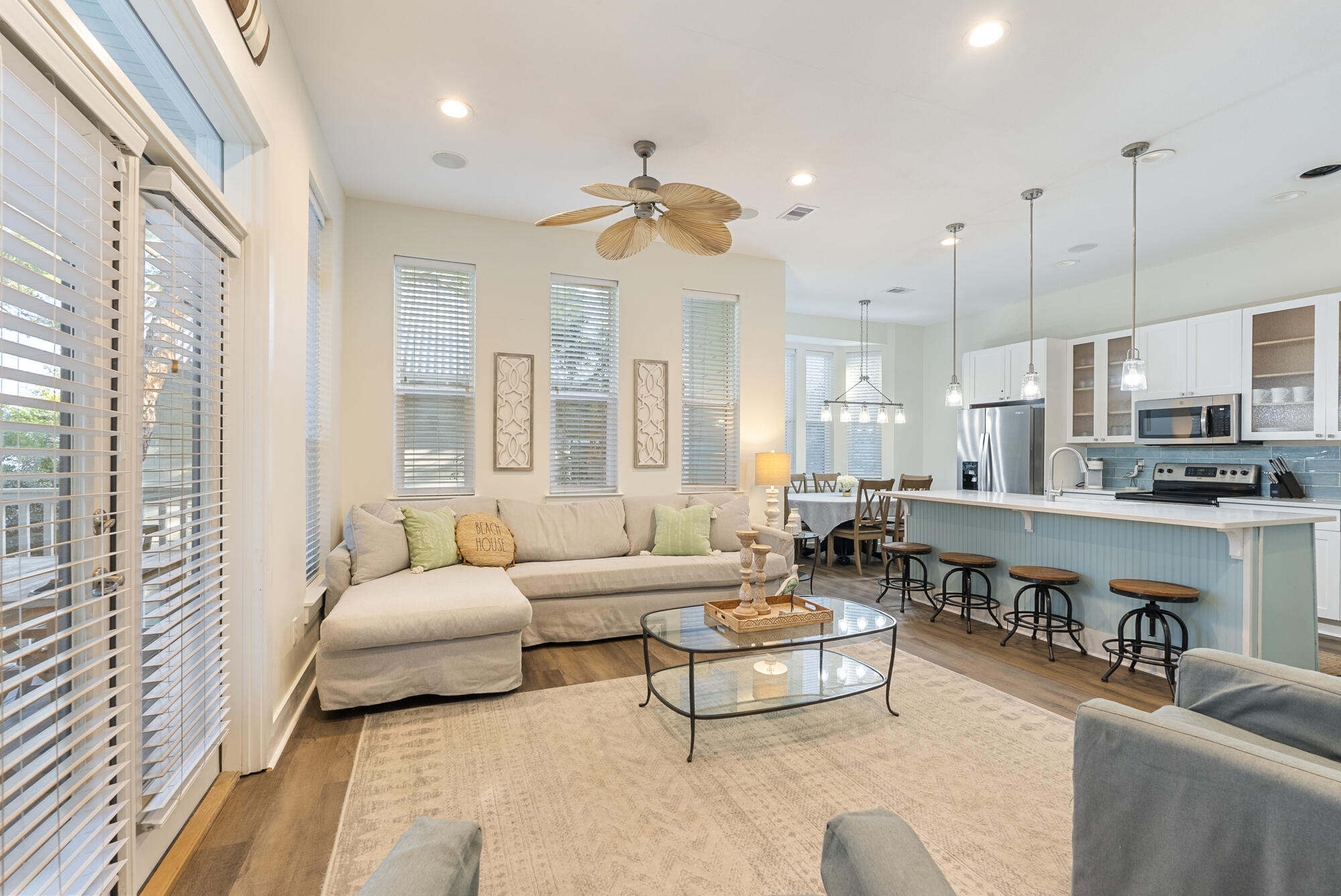 SUMMER'S EDGE - Residential