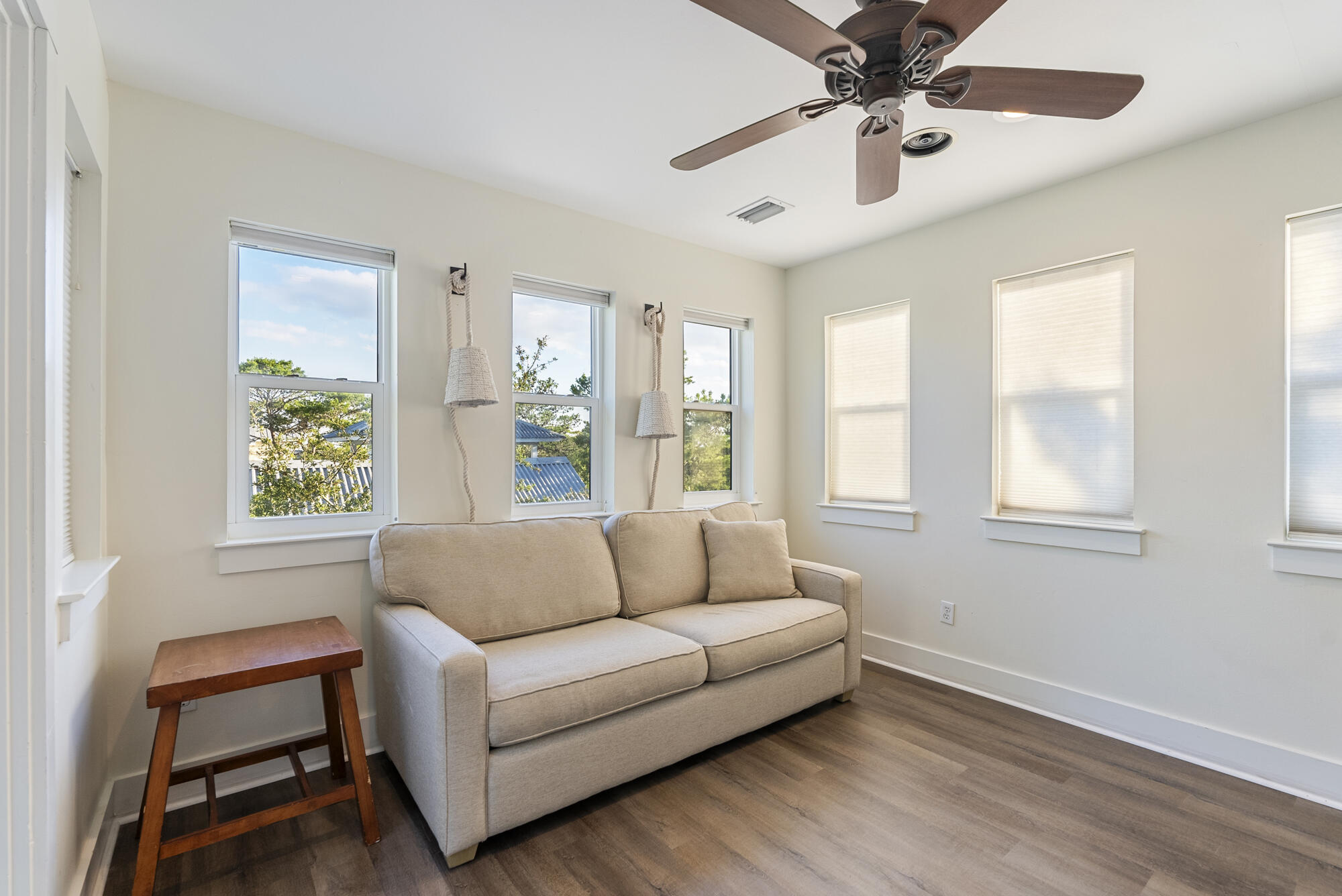 SUMMER'S EDGE - Residential