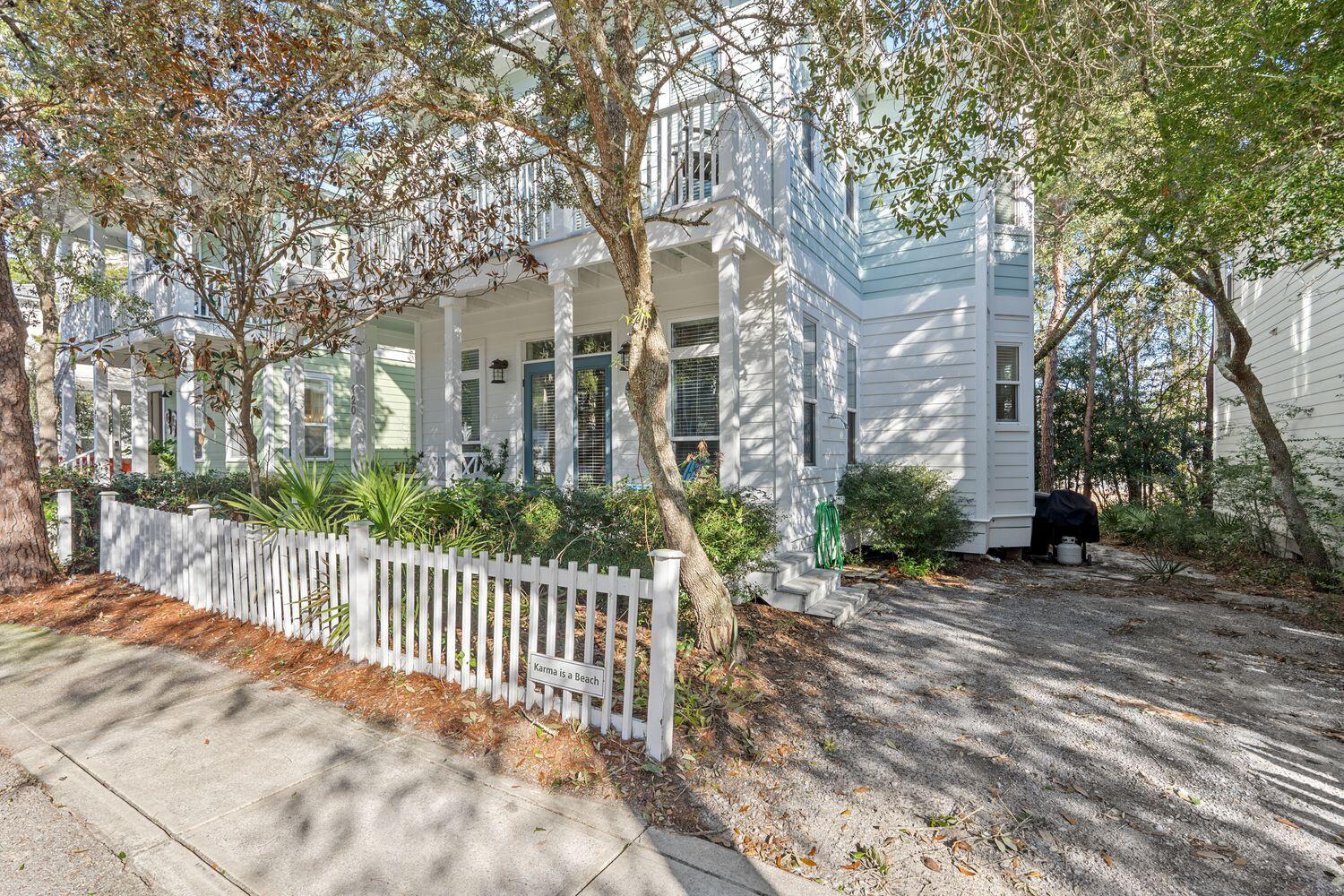 SUMMER'S EDGE - Residential