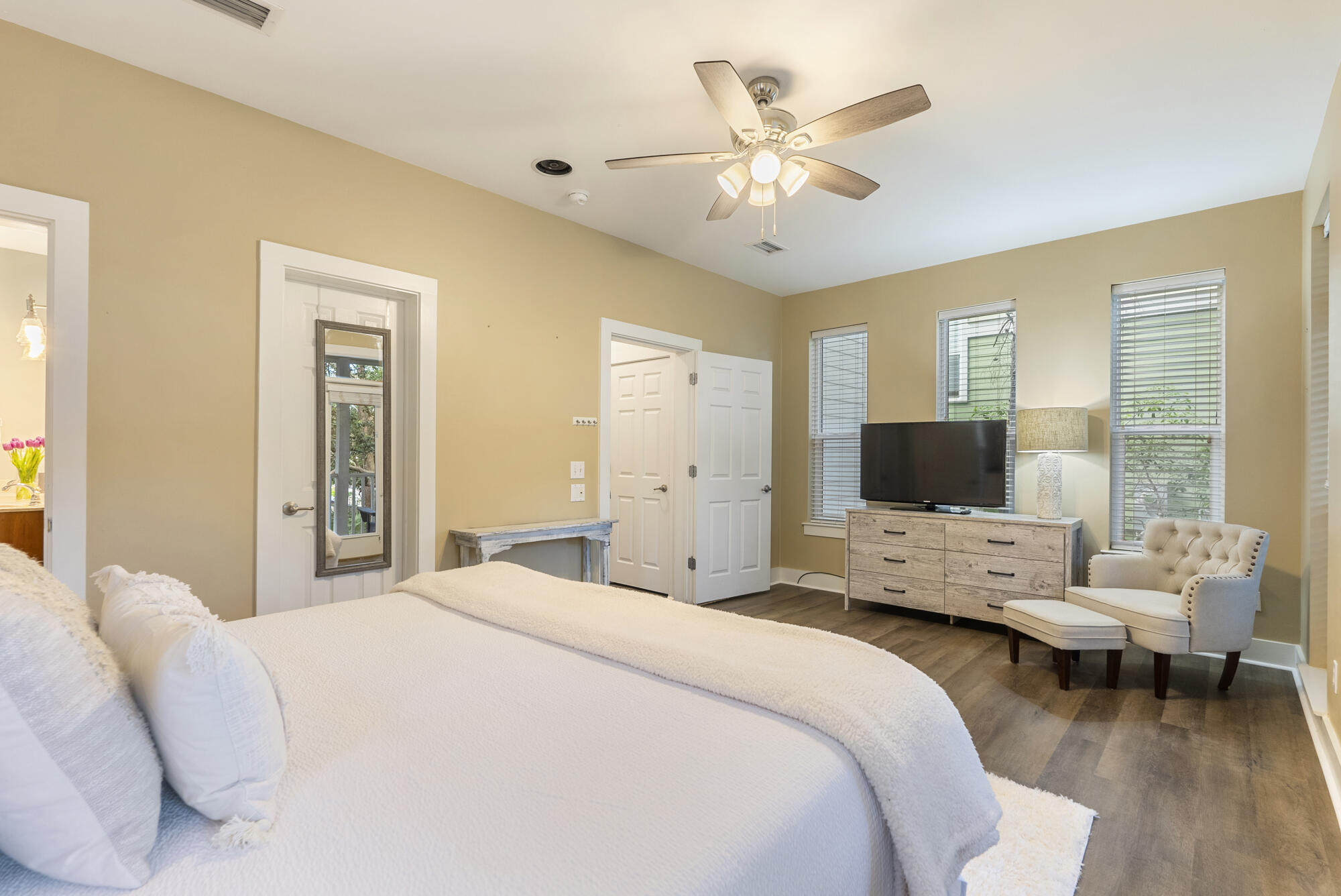 SUMMER'S EDGE - Residential