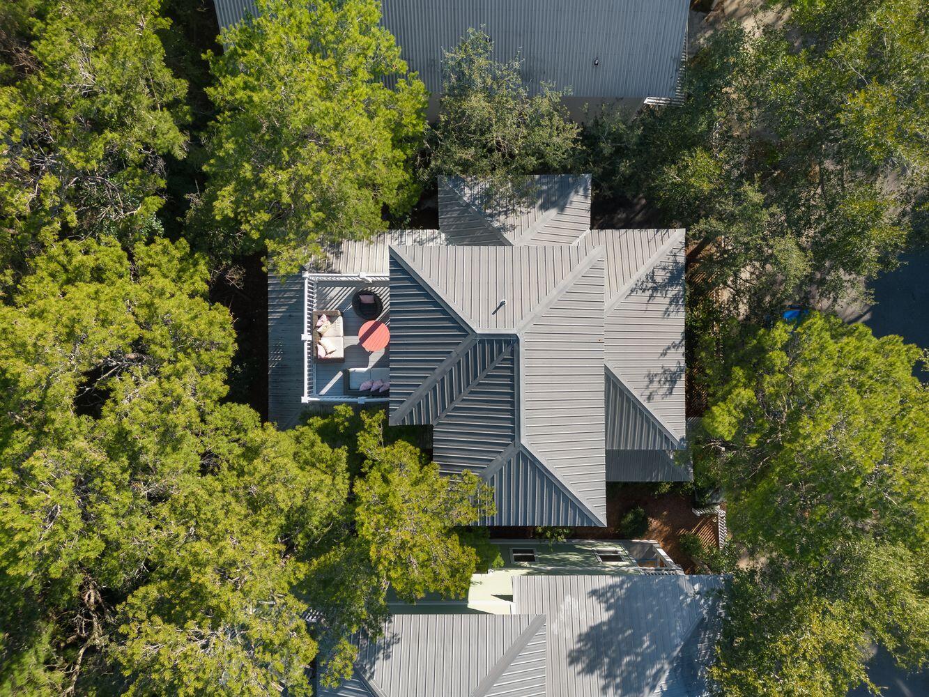 SUMMER'S EDGE - Residential