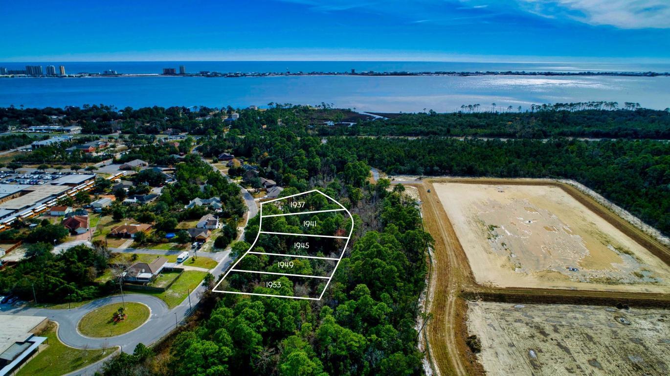 WILLIAMS CREEK ESTATES - Land