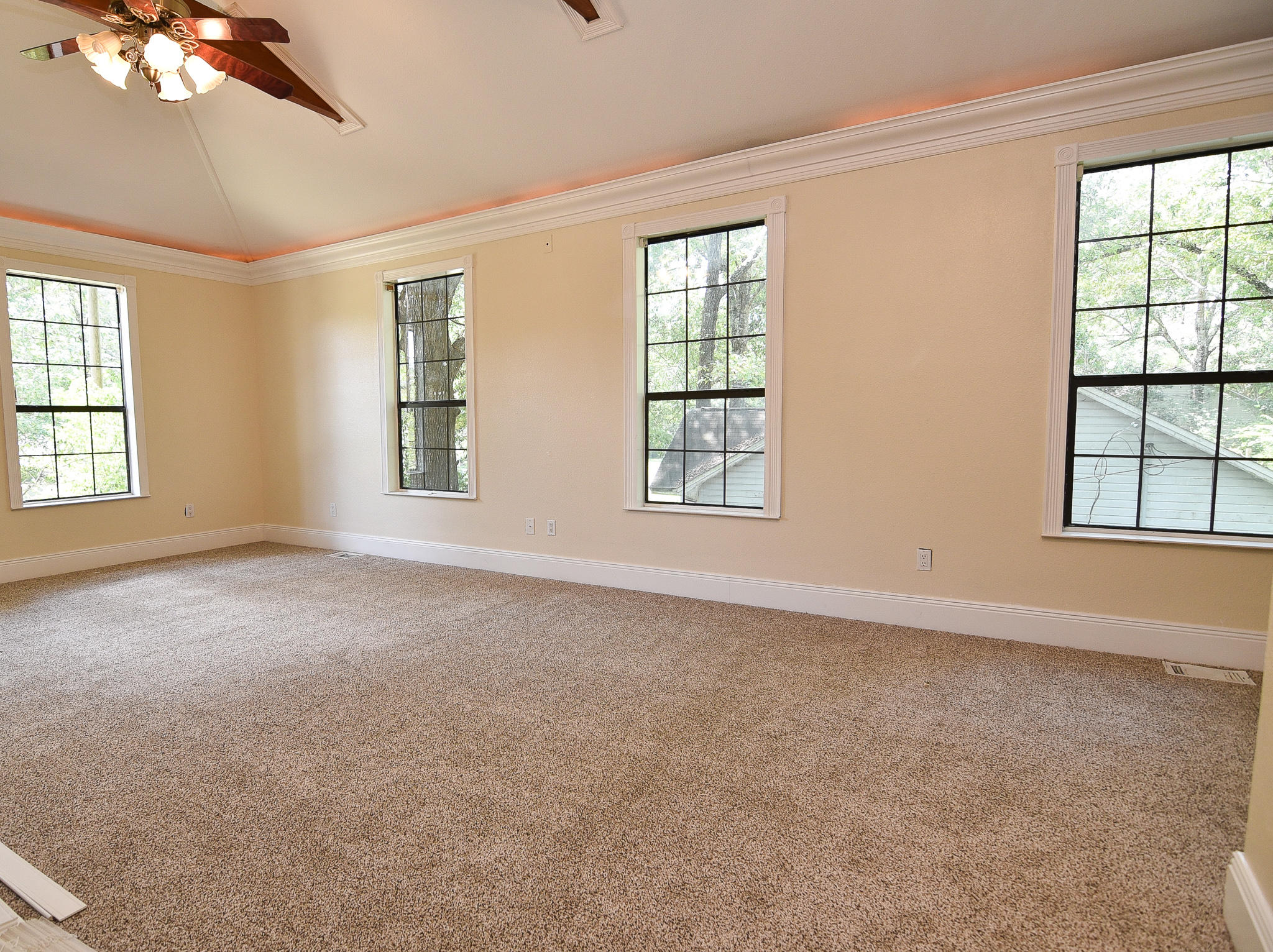 BEACONS BEND - Residential