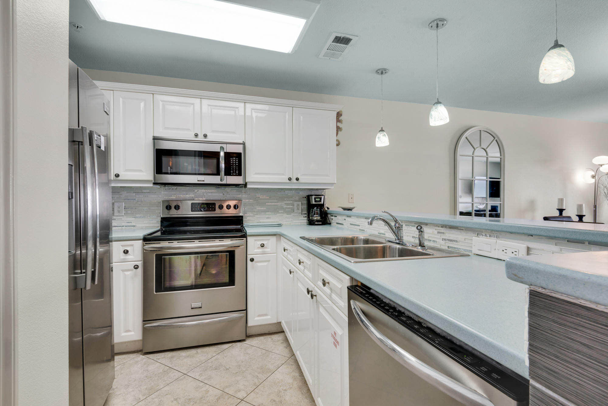 CRYSTAL DUNES CONDO - Residential