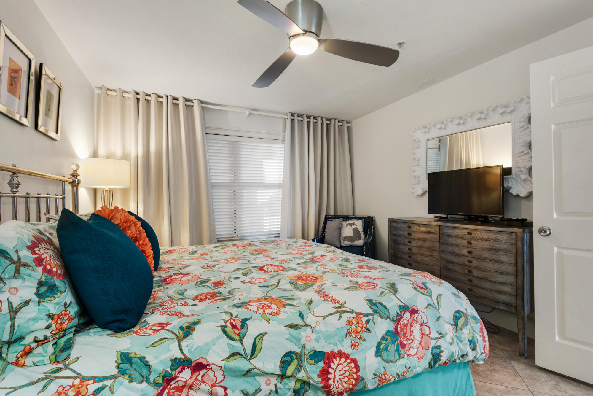 CRYSTAL DUNES CONDO - Residential