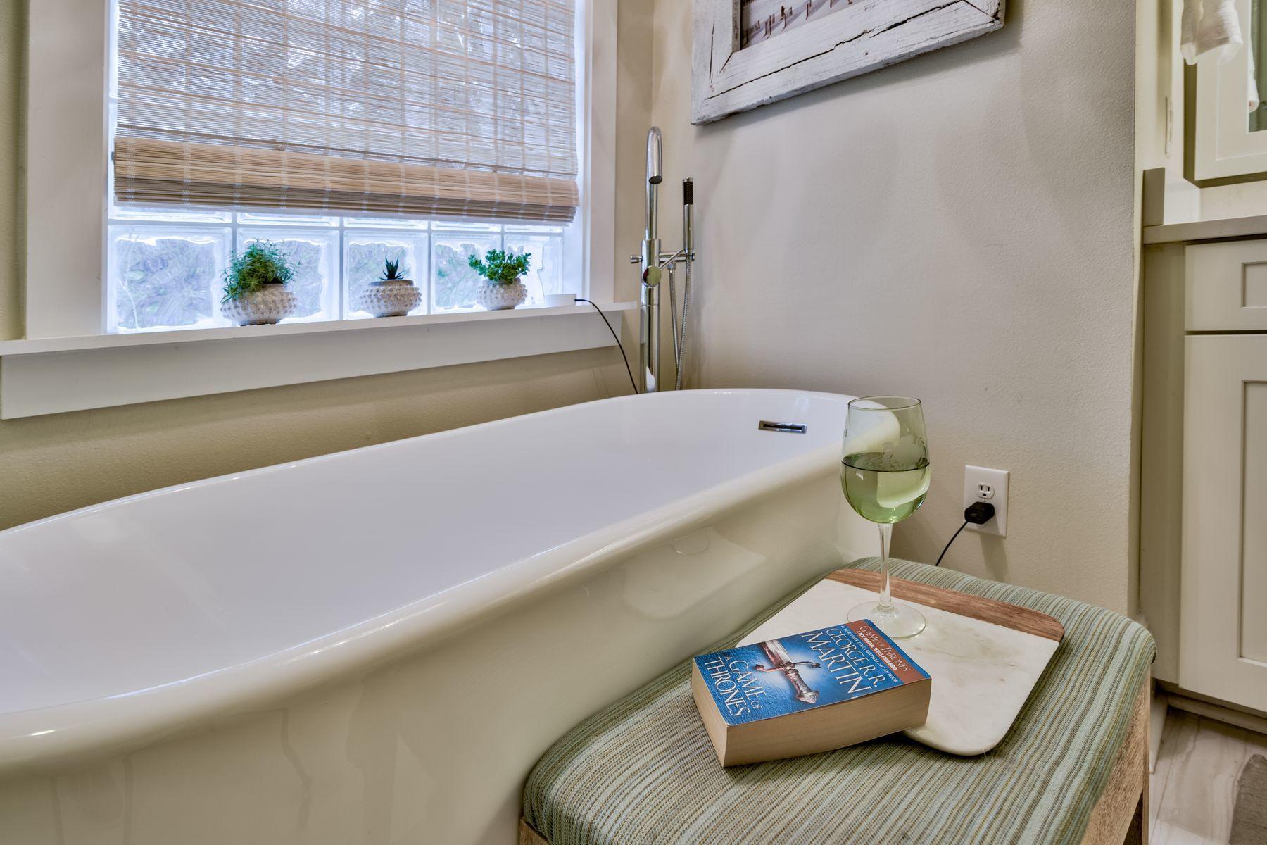 The Landing at Camp Creek - Residential