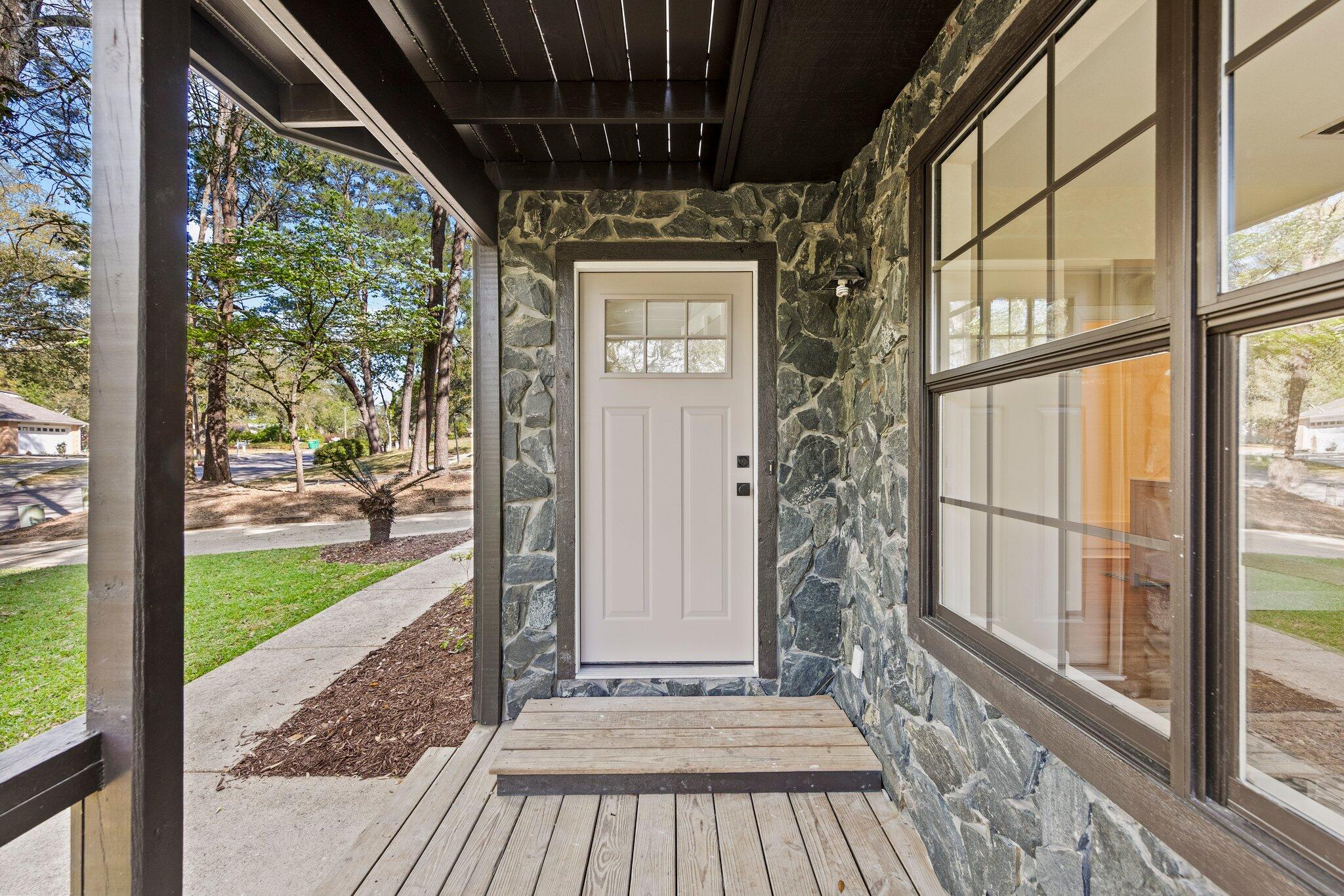 EDGEWATER VILLAGE - Residential