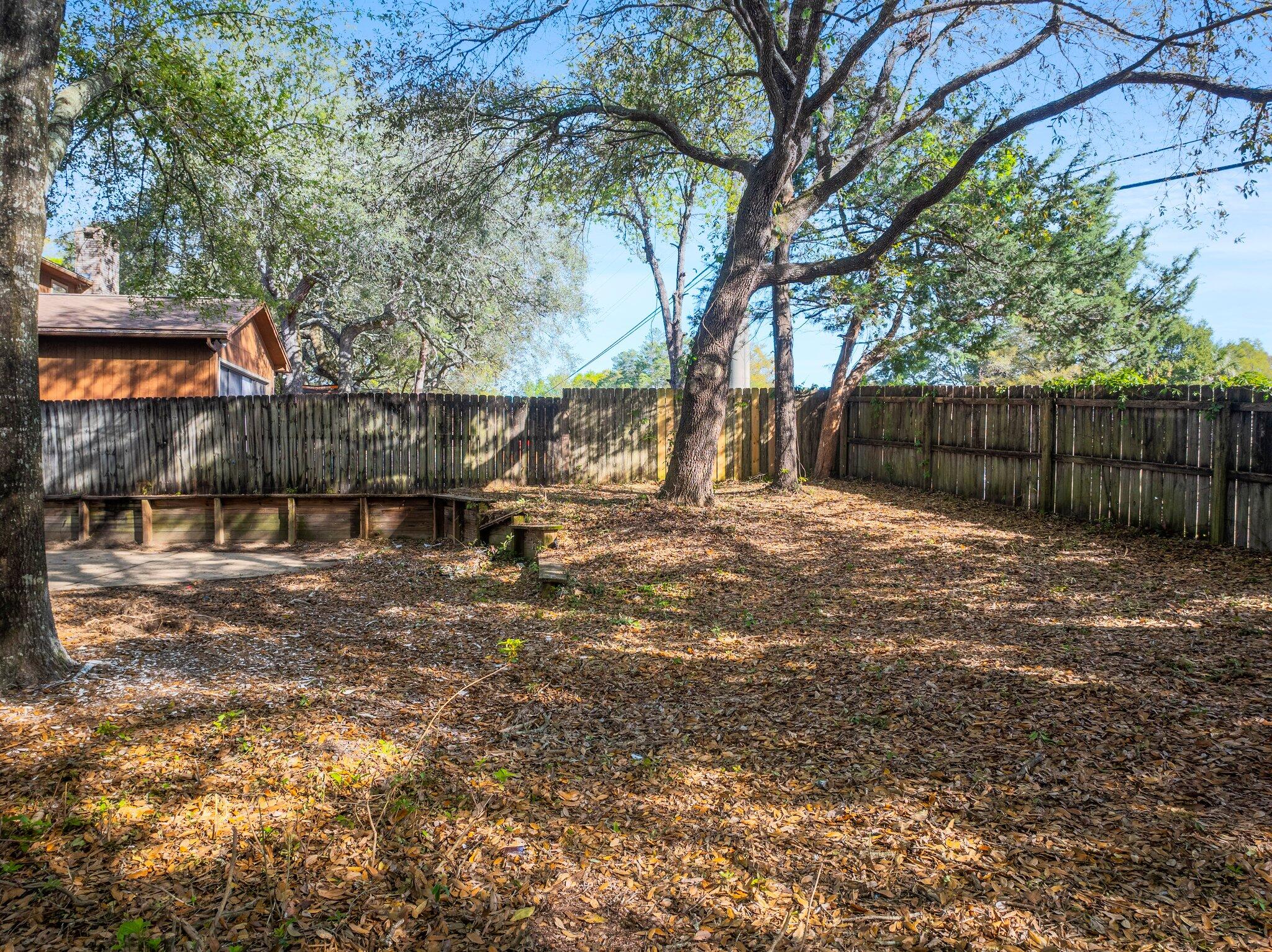 EDGEWATER VILLAGE - Residential