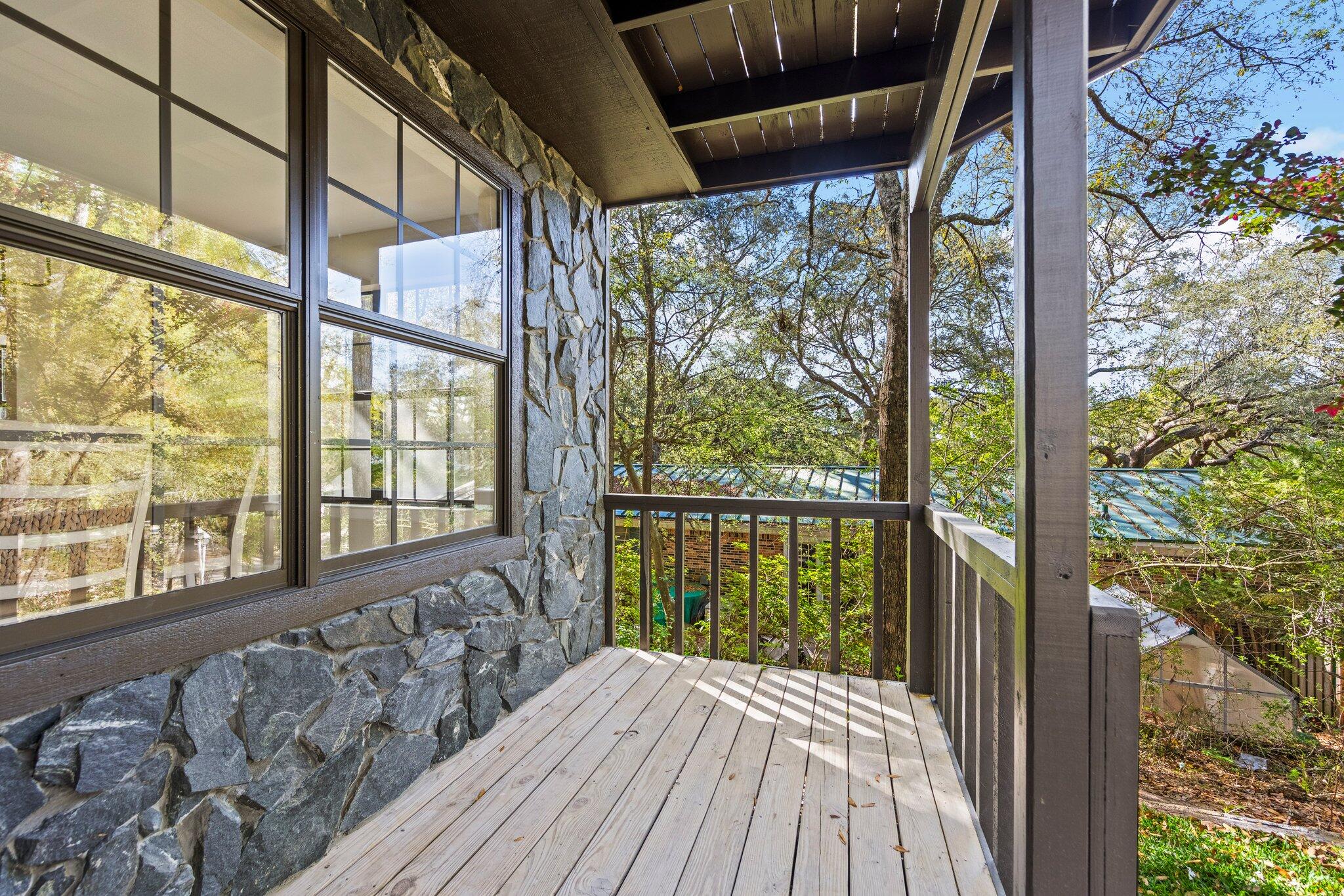 EDGEWATER VILLAGE - Residential