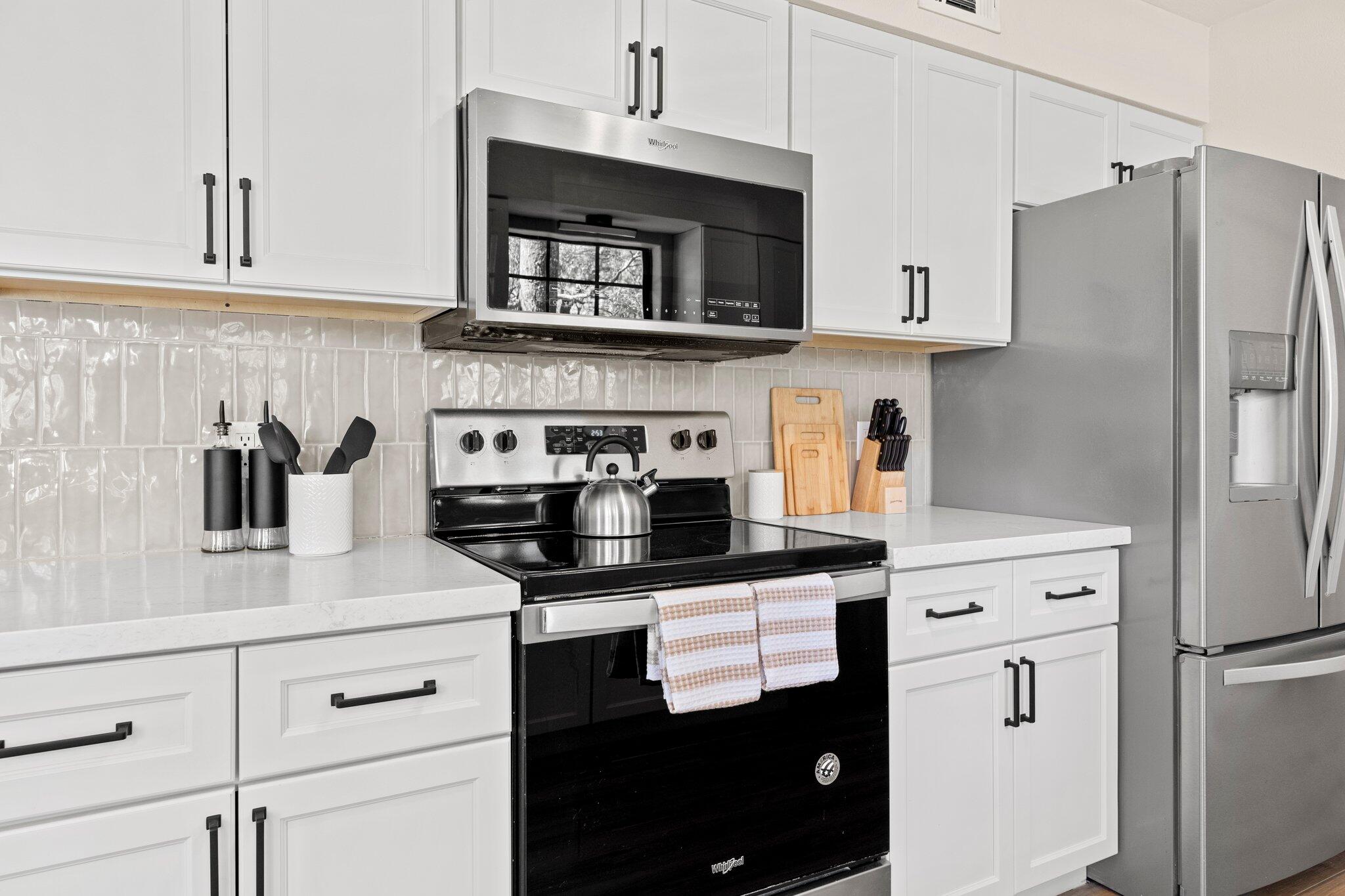 EDGEWATER VILLAGE - Residential