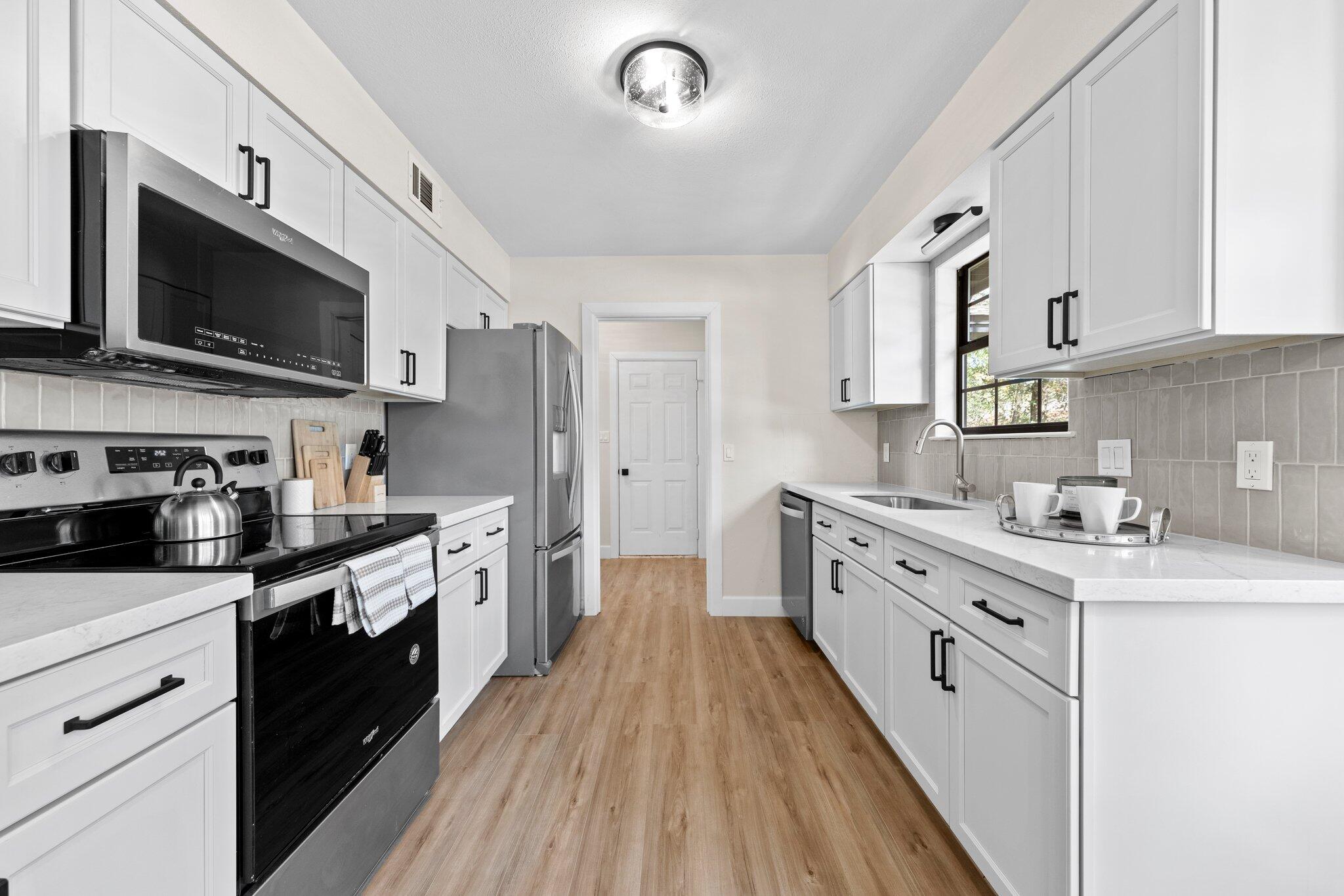 EDGEWATER VILLAGE - Residential