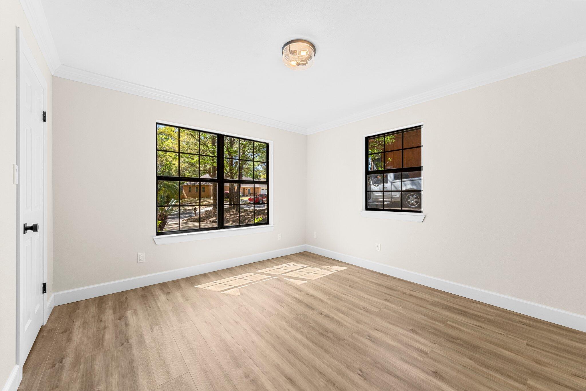 EDGEWATER VILLAGE - Residential