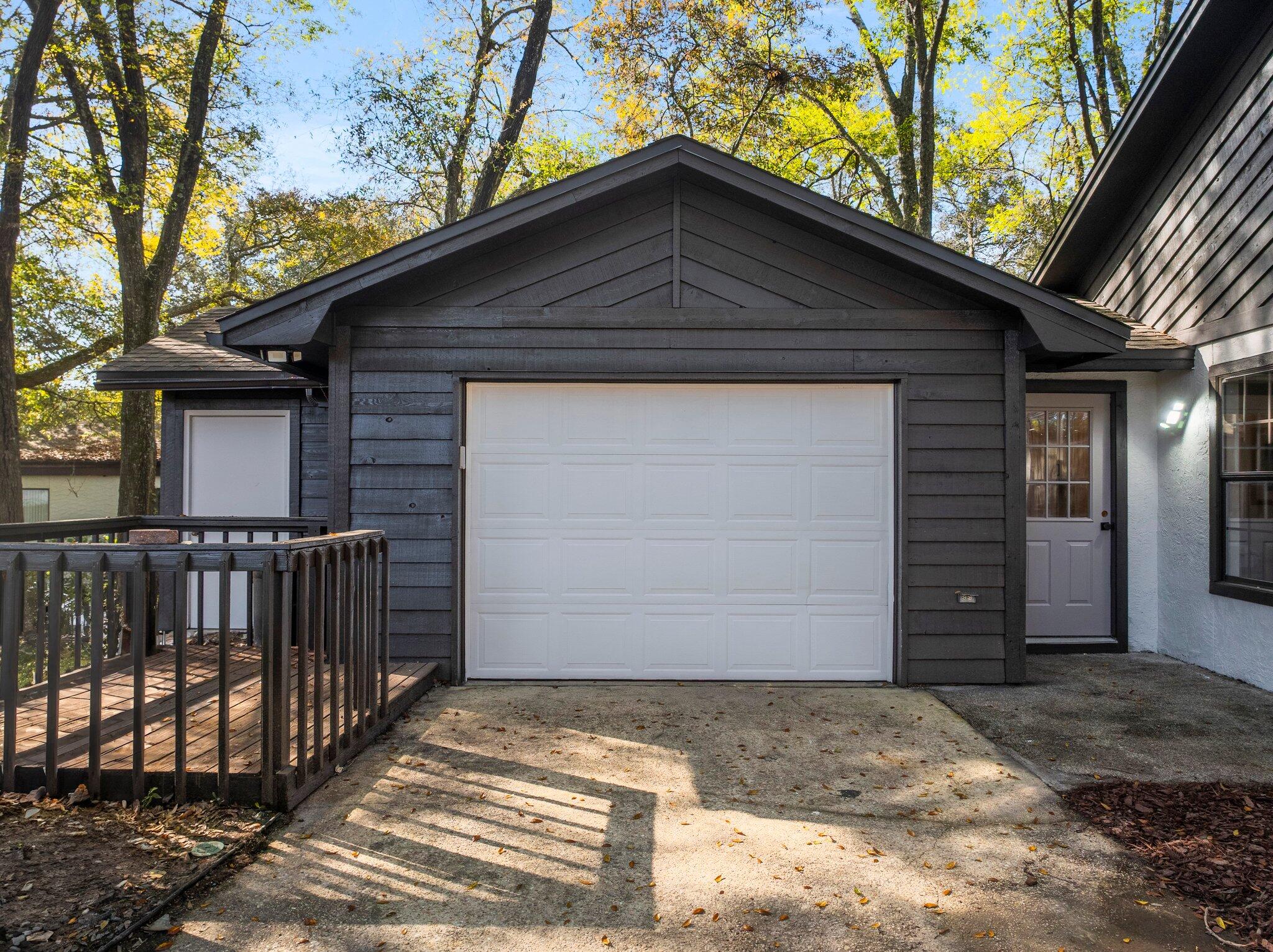 EDGEWATER VILLAGE - Residential