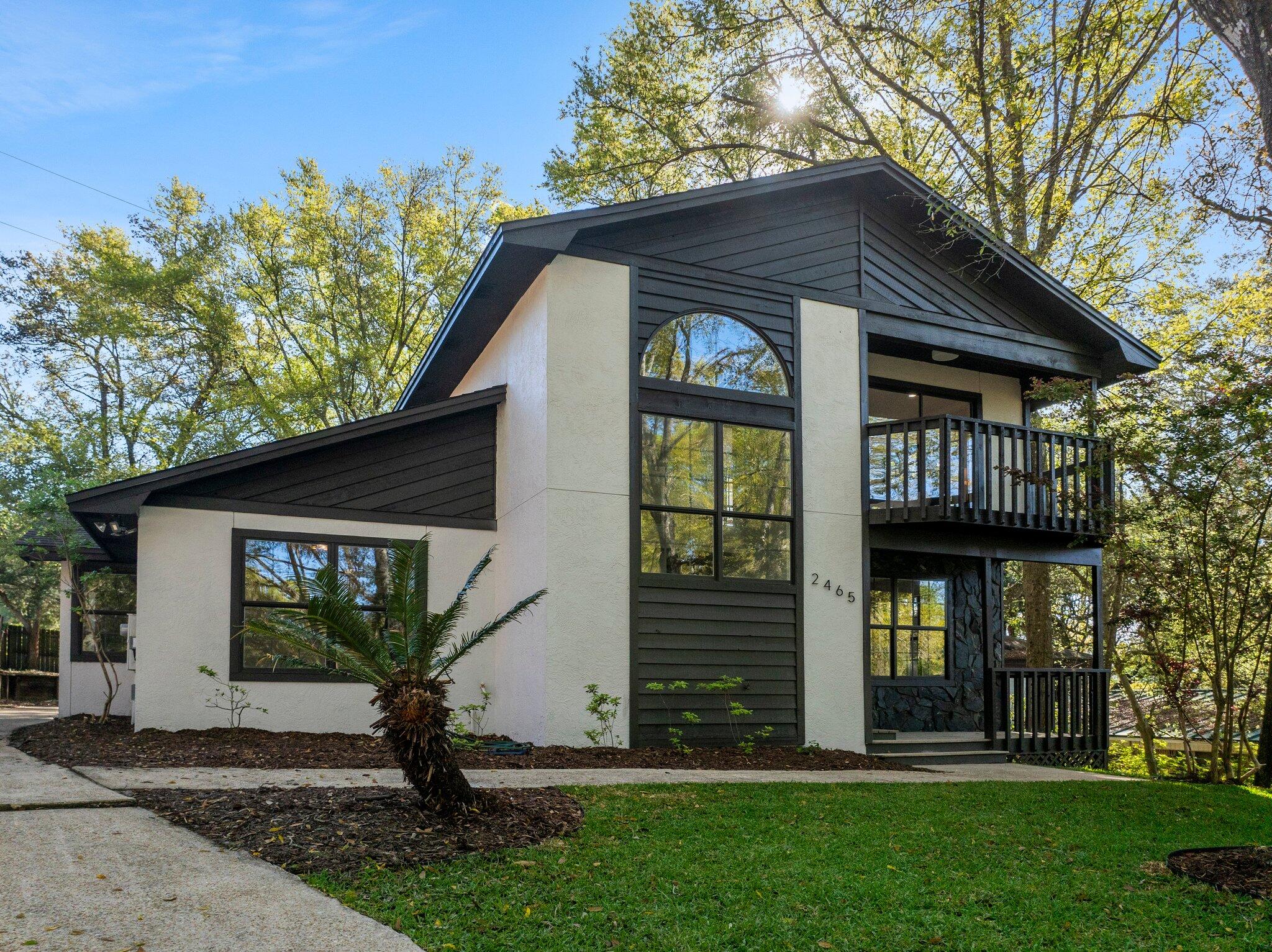 EDGEWATER VILLAGE - Residential