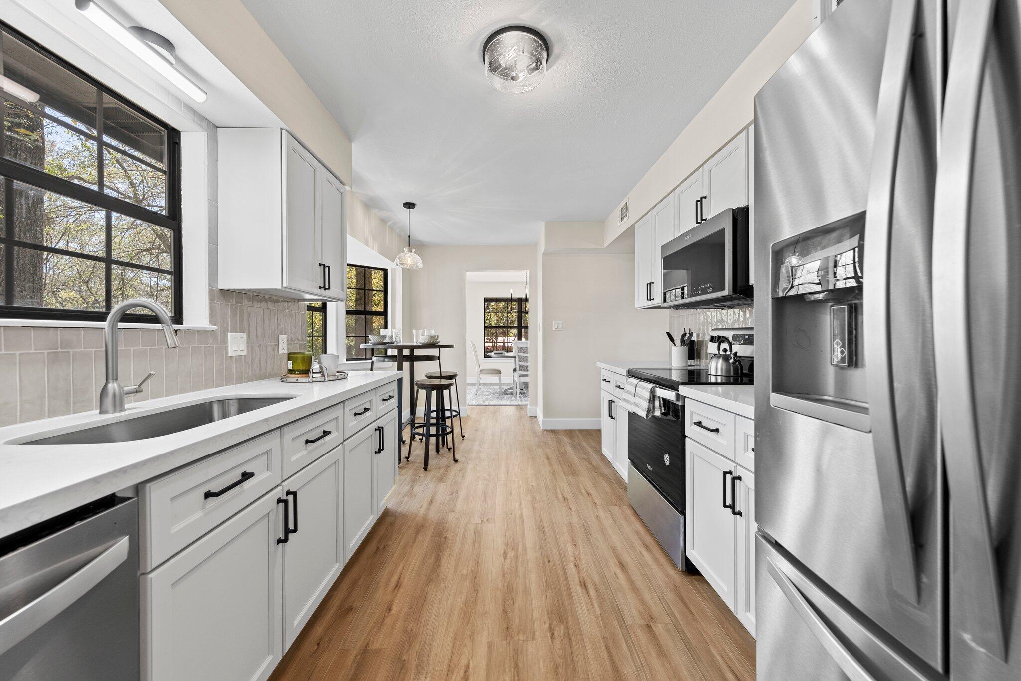 EDGEWATER VILLAGE - Residential