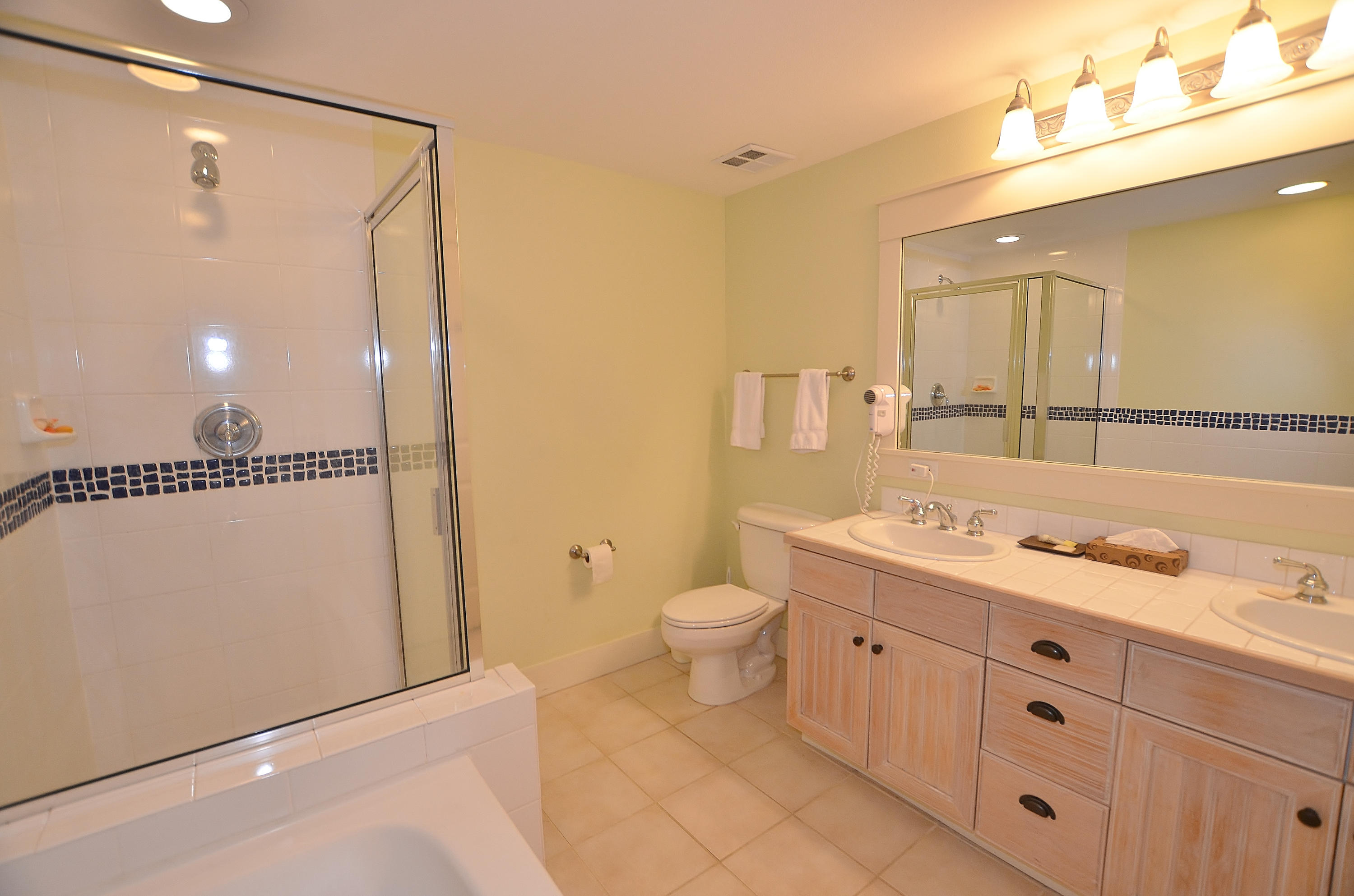 OBSERVATION POINT - Residential Lease