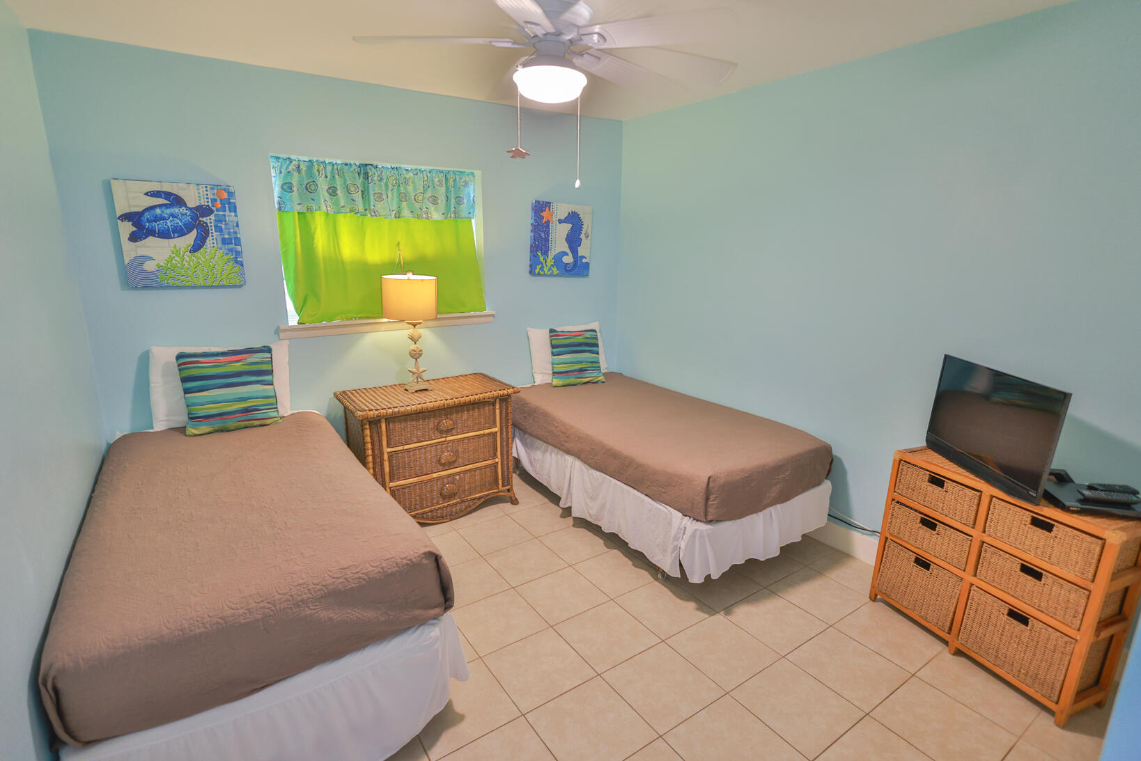 SEASCAPE CONDO Garden Villas - Residential