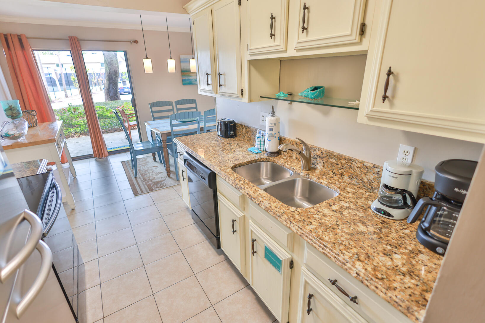 SEASCAPE CONDO Garden Villas - Residential