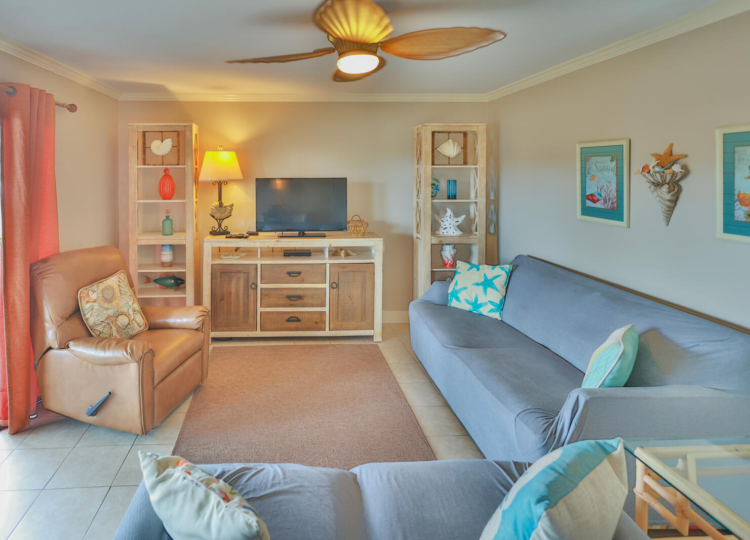 SEASCAPE CONDO Garden Villas - Residential