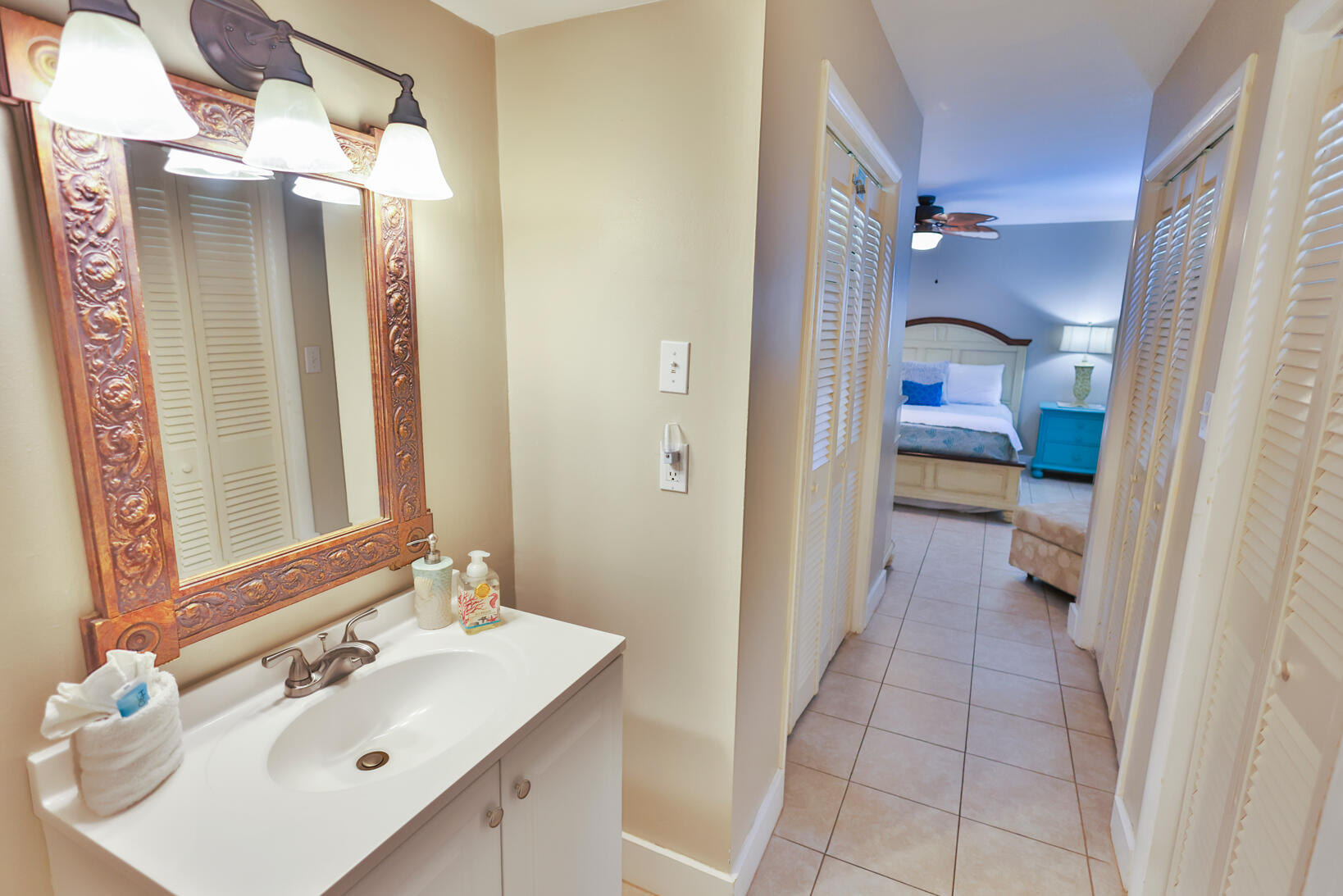 SEASCAPE CONDO Garden Villas - Residential