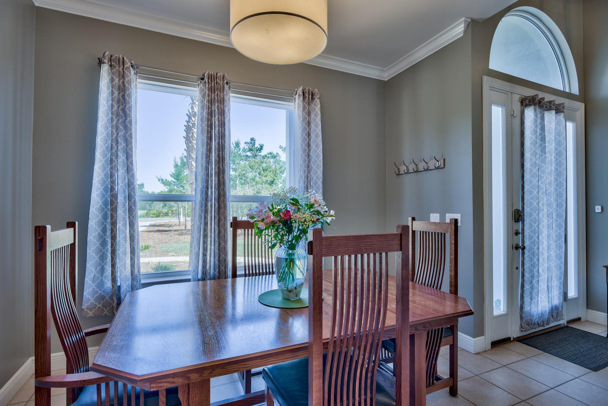 COUNTRY CLUB ESTATES - Residential