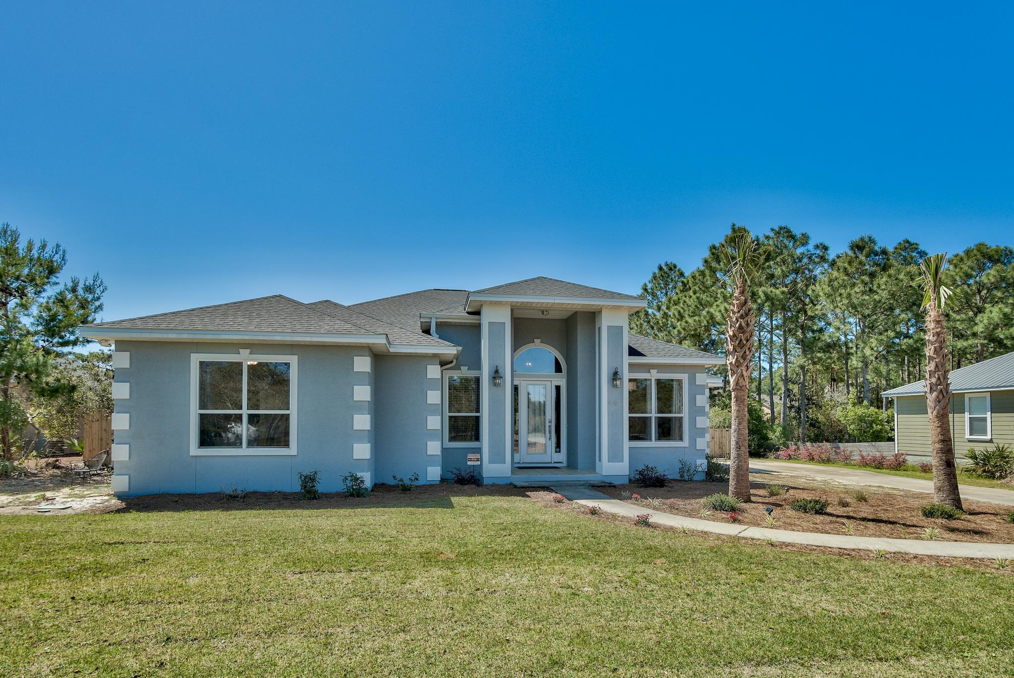 COUNTRY CLUB ESTATES - Residential