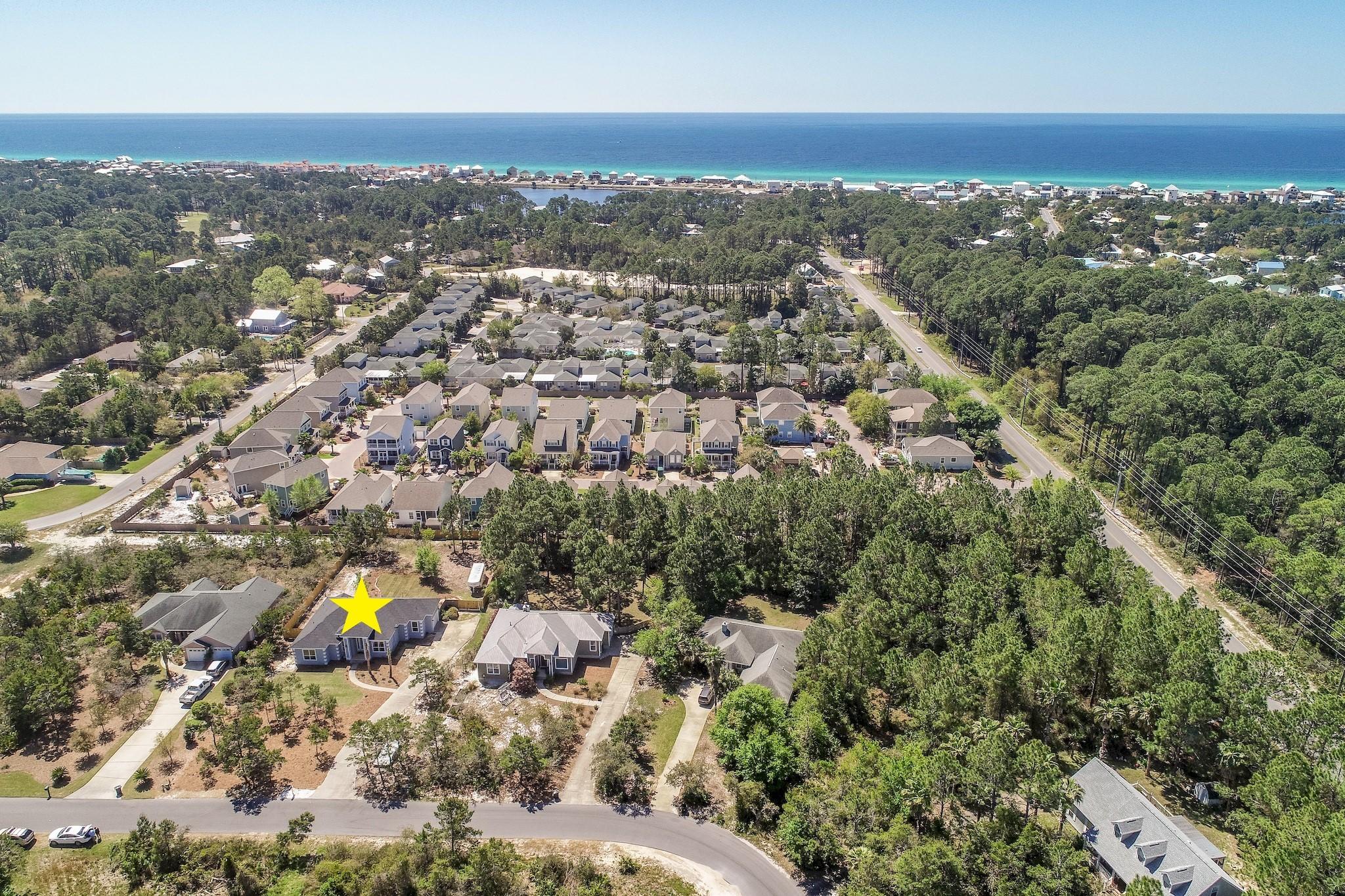 COUNTRY CLUB ESTATES - Residential