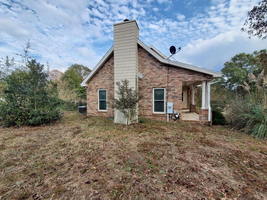 SOLD AS IS, 4/3 Pool Home on 2.88 Acres.