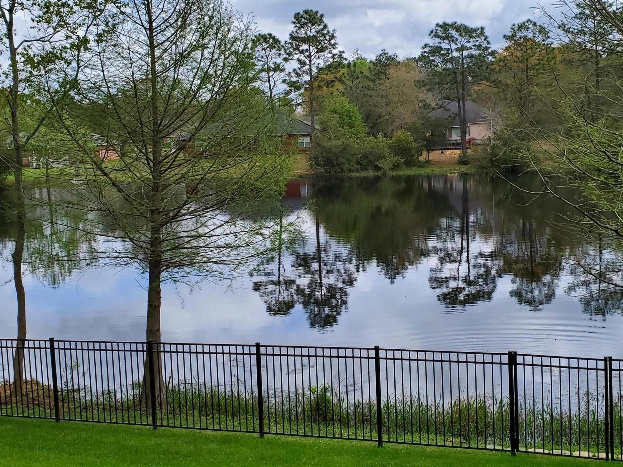 CHEROKEE BEND S/D PH 2 - Residential