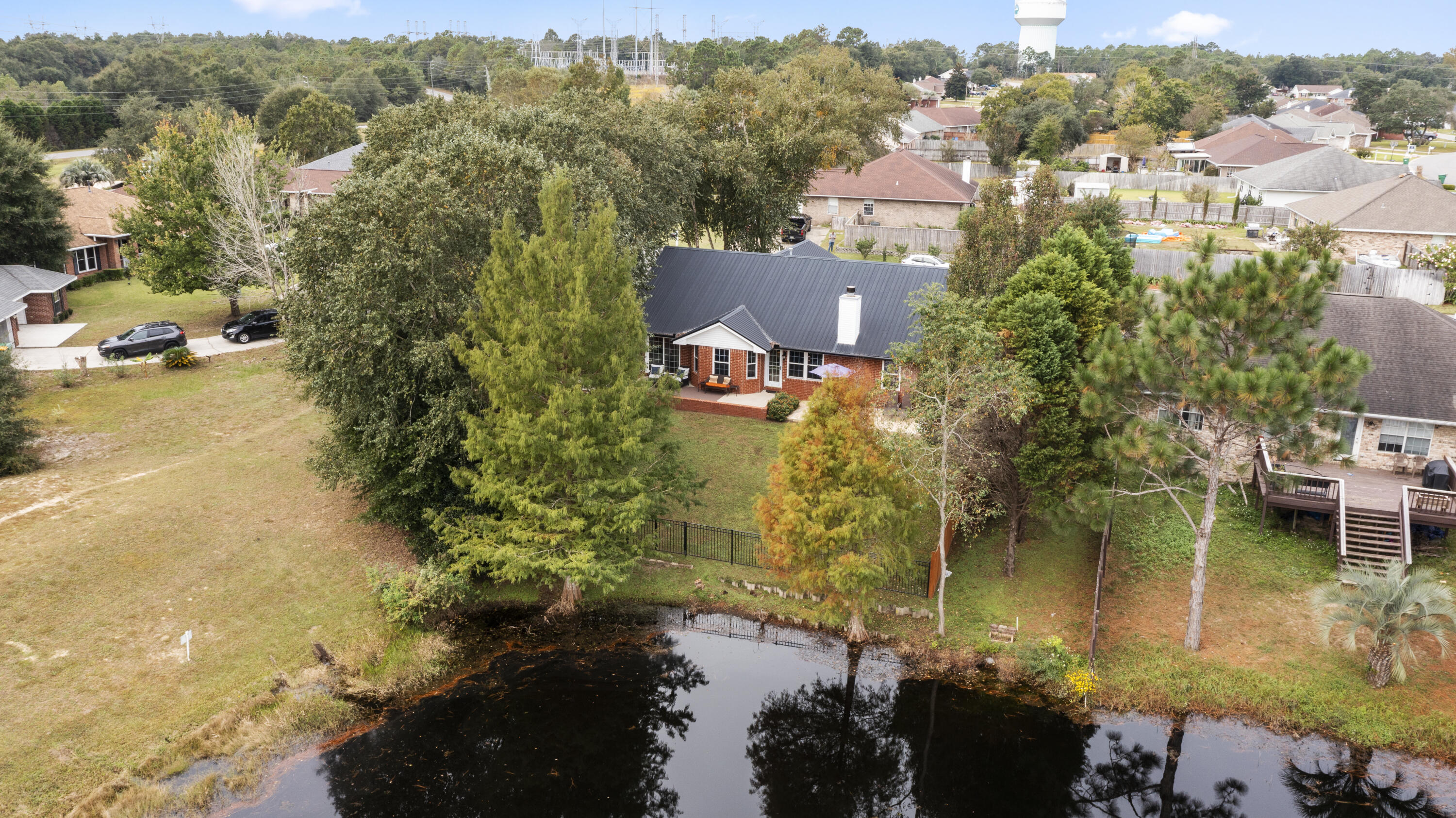 CHEROKEE BEND S/D PH 2 - Residential