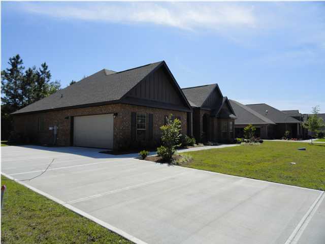 HAMMOCK BAY - Residential