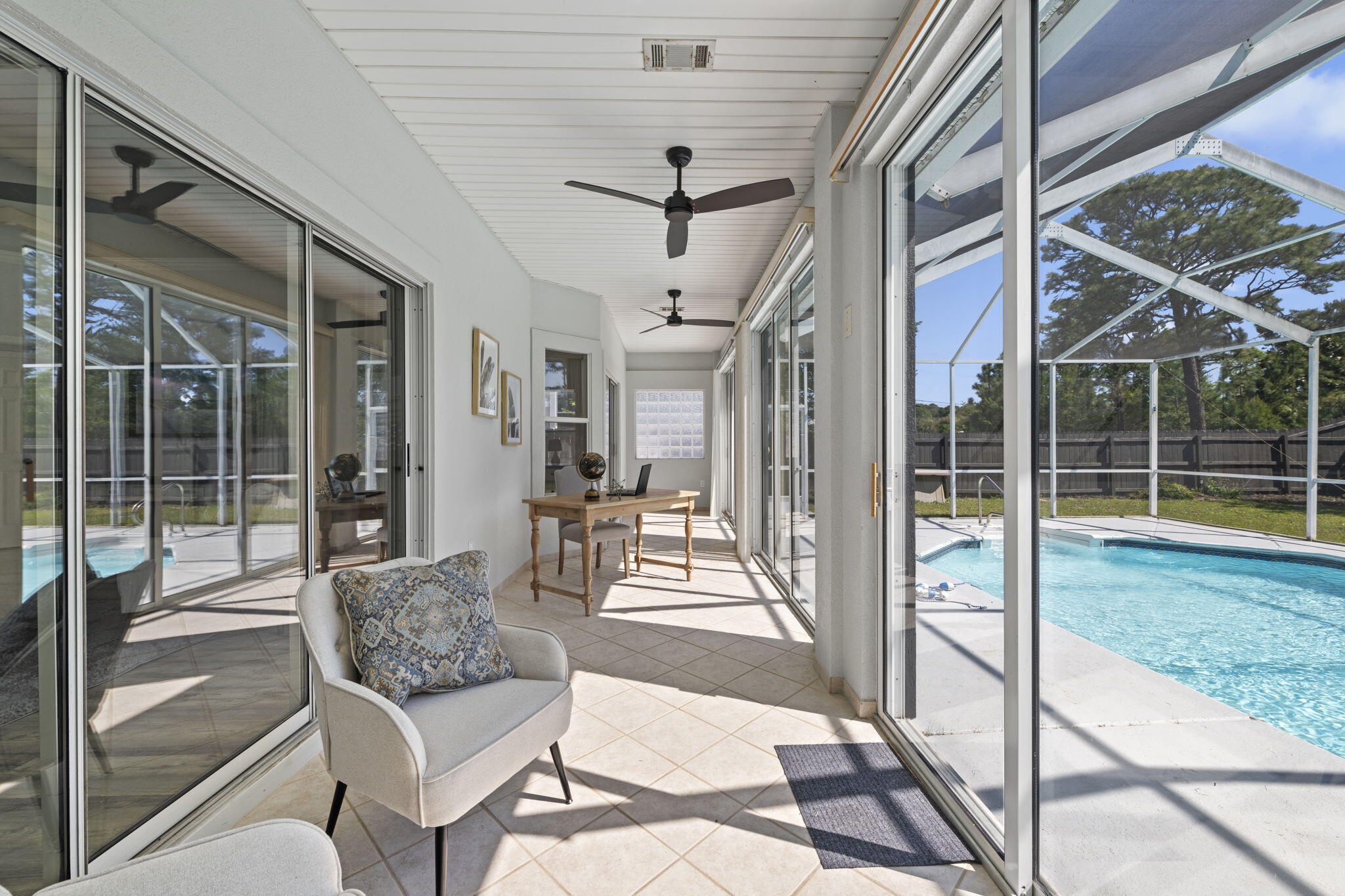 COSTA VERDE - Residential