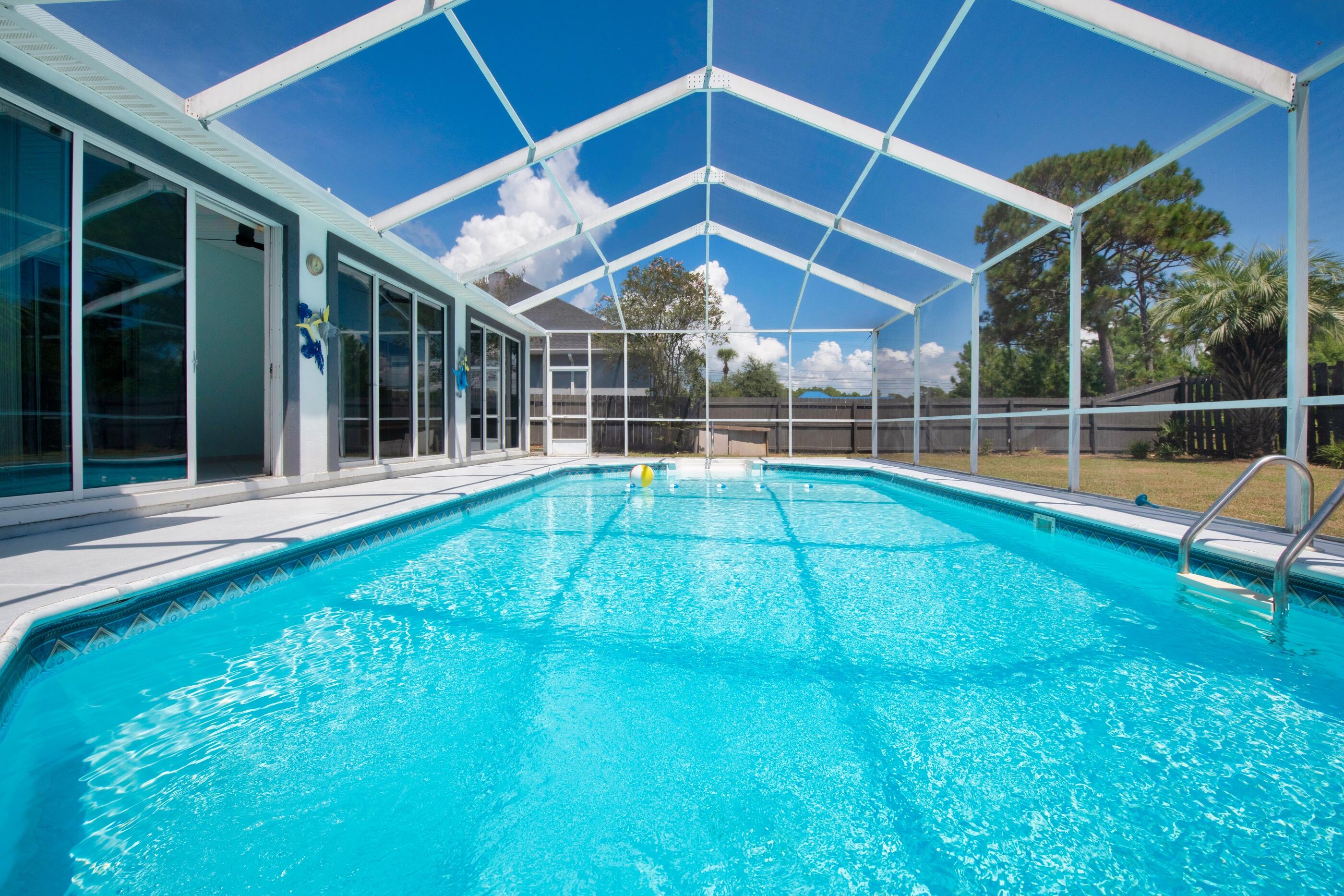 COSTA VERDE - Residential