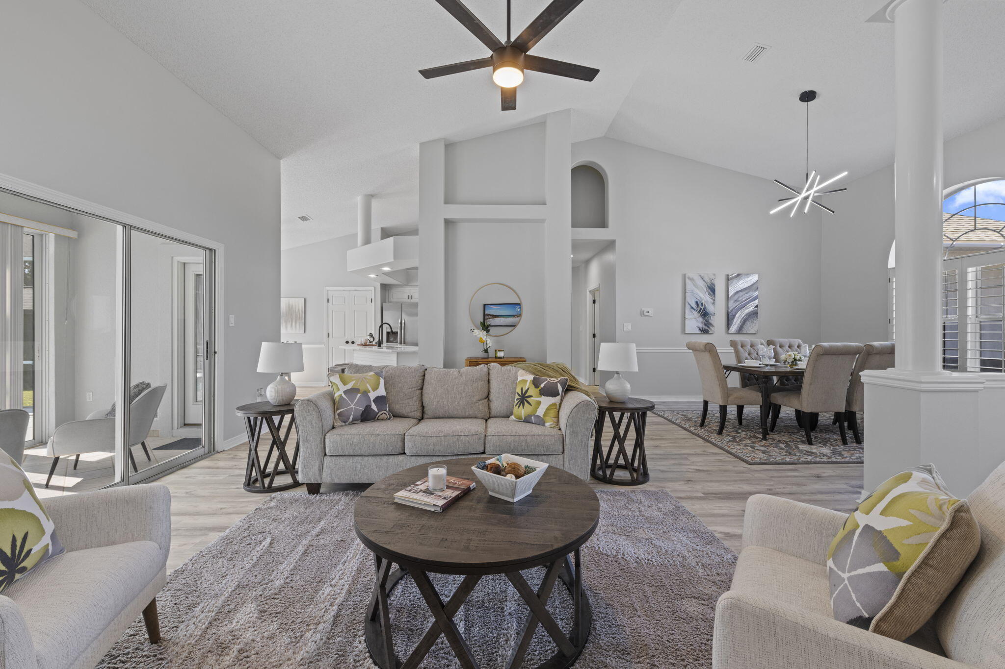 COSTA VERDE - Residential