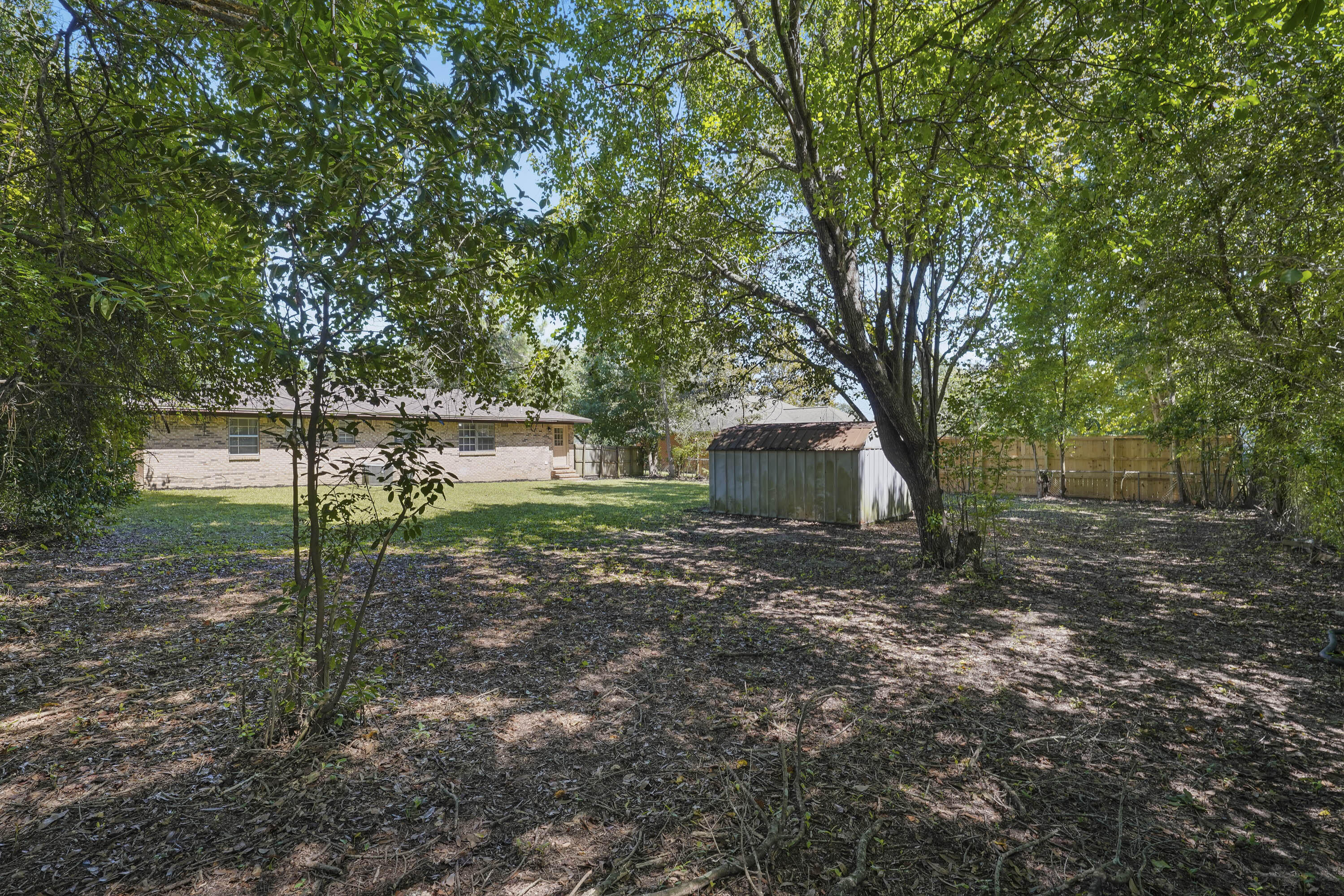 ADAMS POWELL EAST - Residential