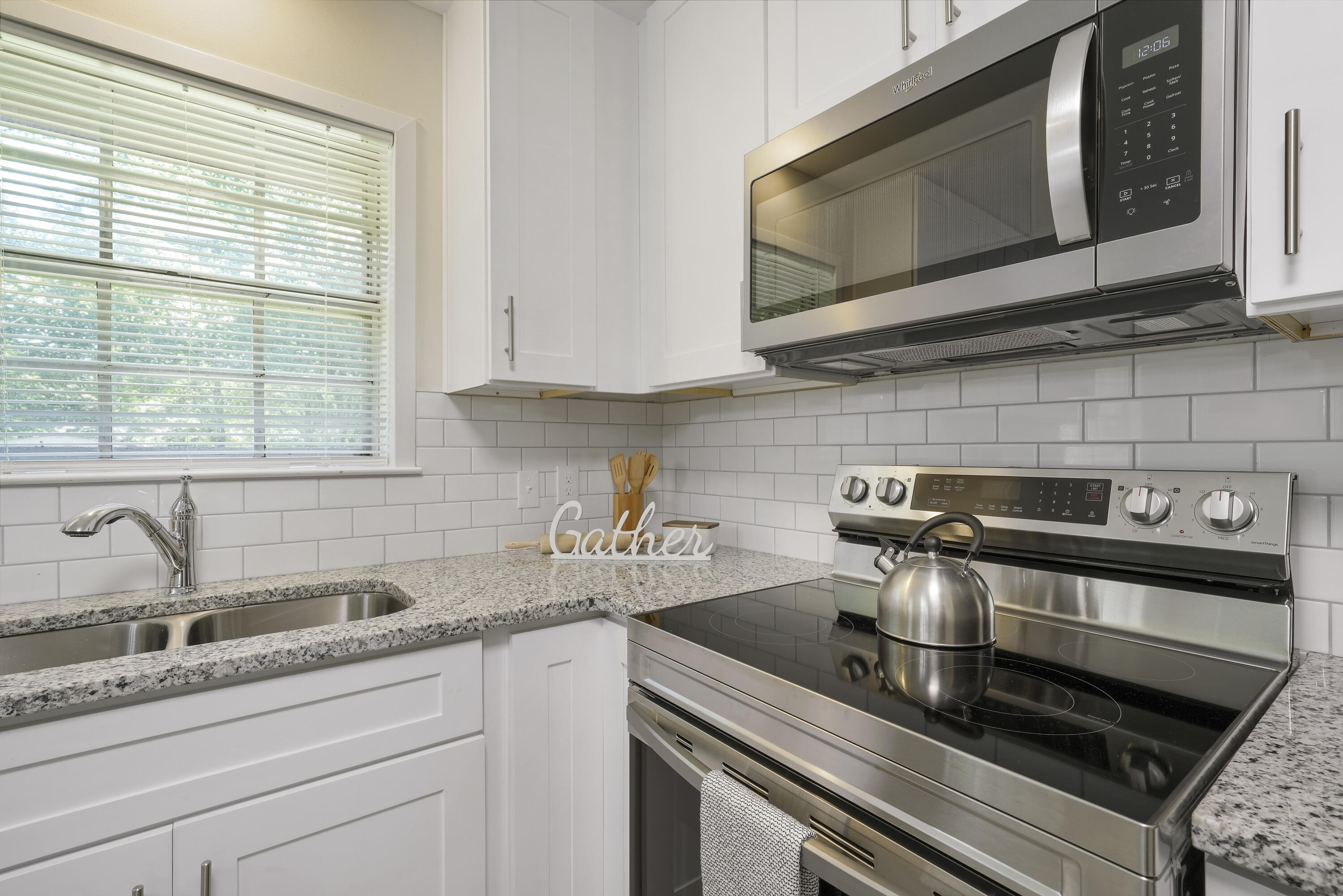 ADAMS POWELL EAST - Residential